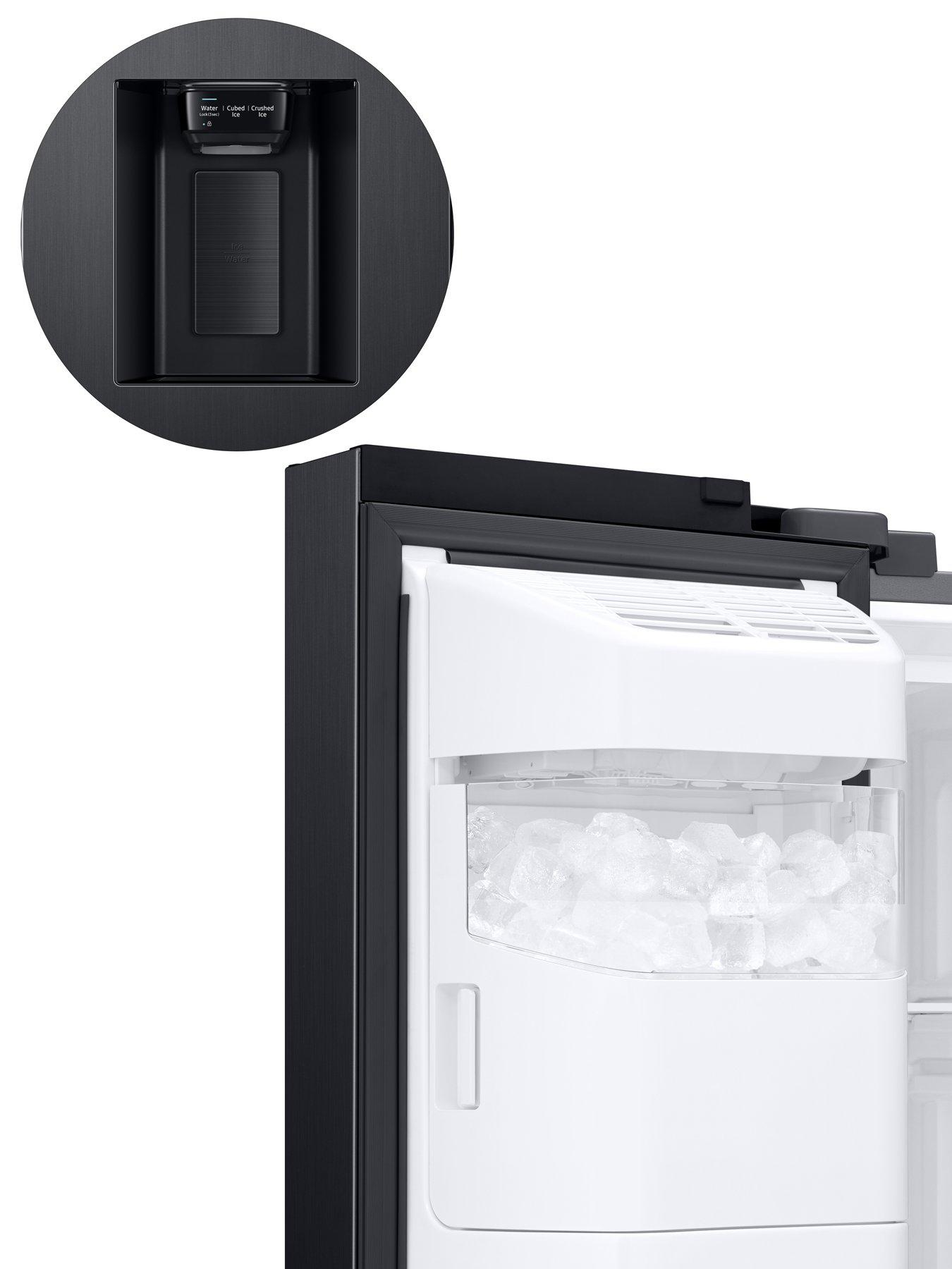 Image 6 of 8 of Samsung Series 7 RS67A8811B1/EU American Style Fridge Freezer with SpaceMax Technology - Black