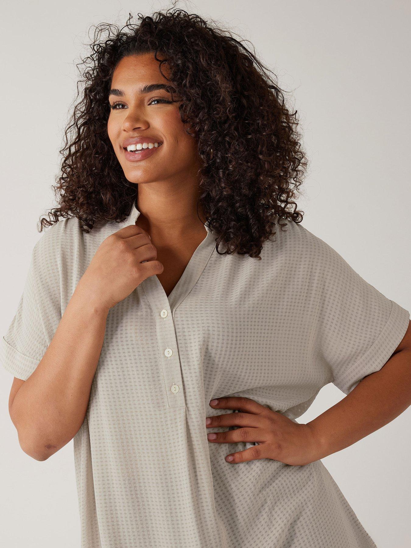 evans-half-placket-short-sleeve-blouse-naturaloutfit