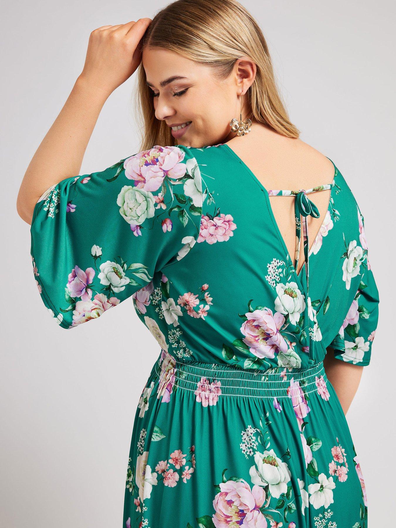 yours-curve-floral-shirred-angel-sleeve-maxi-dress-greenoutfit