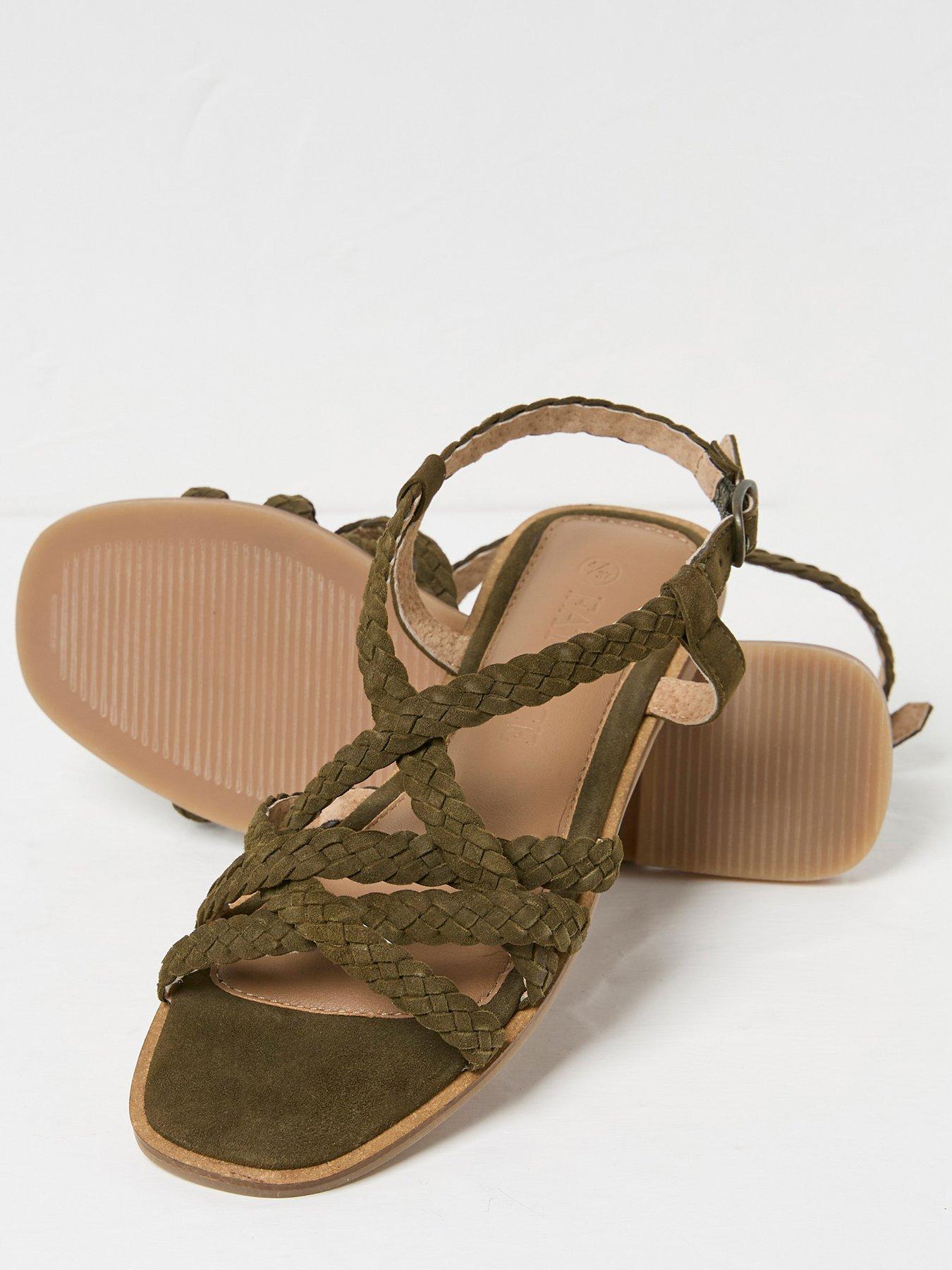 fatface-estelle-suede-strap-sandal-khakioutfit