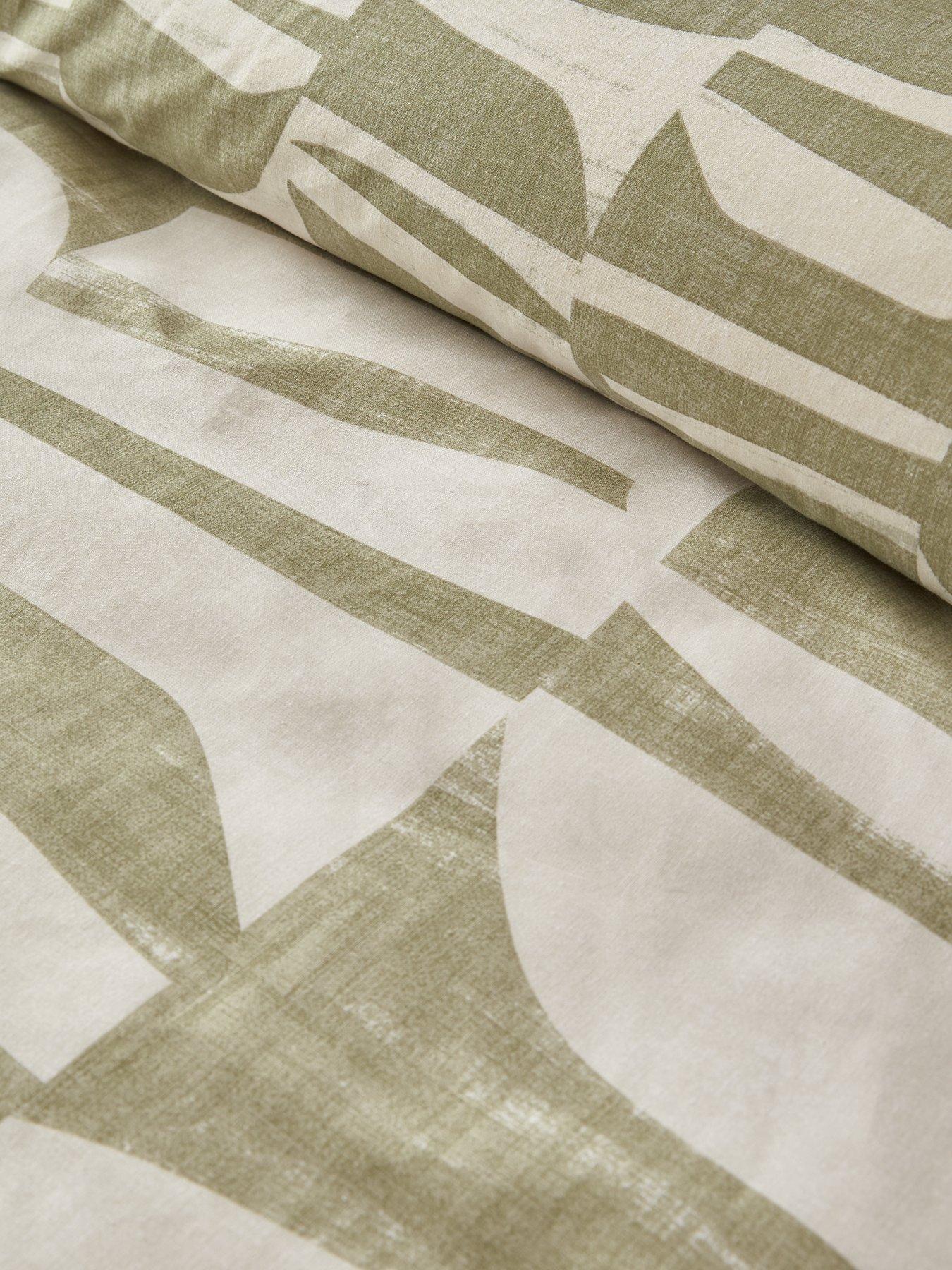 everyday-olive-geo-print-duvet-covernbspsetoutfit