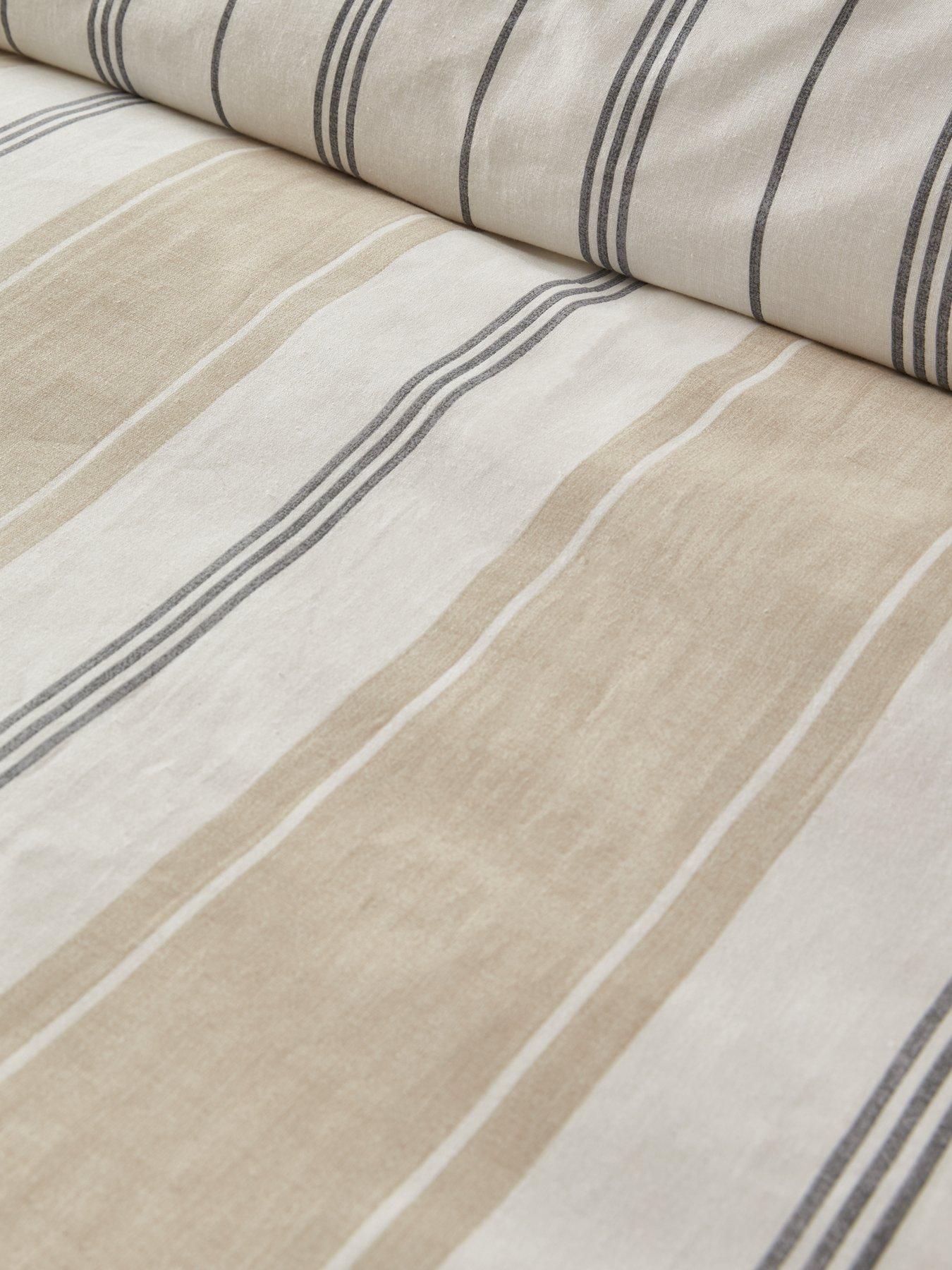 everyday-heritage-stripe-duvet-cover-set-naturaloutfit