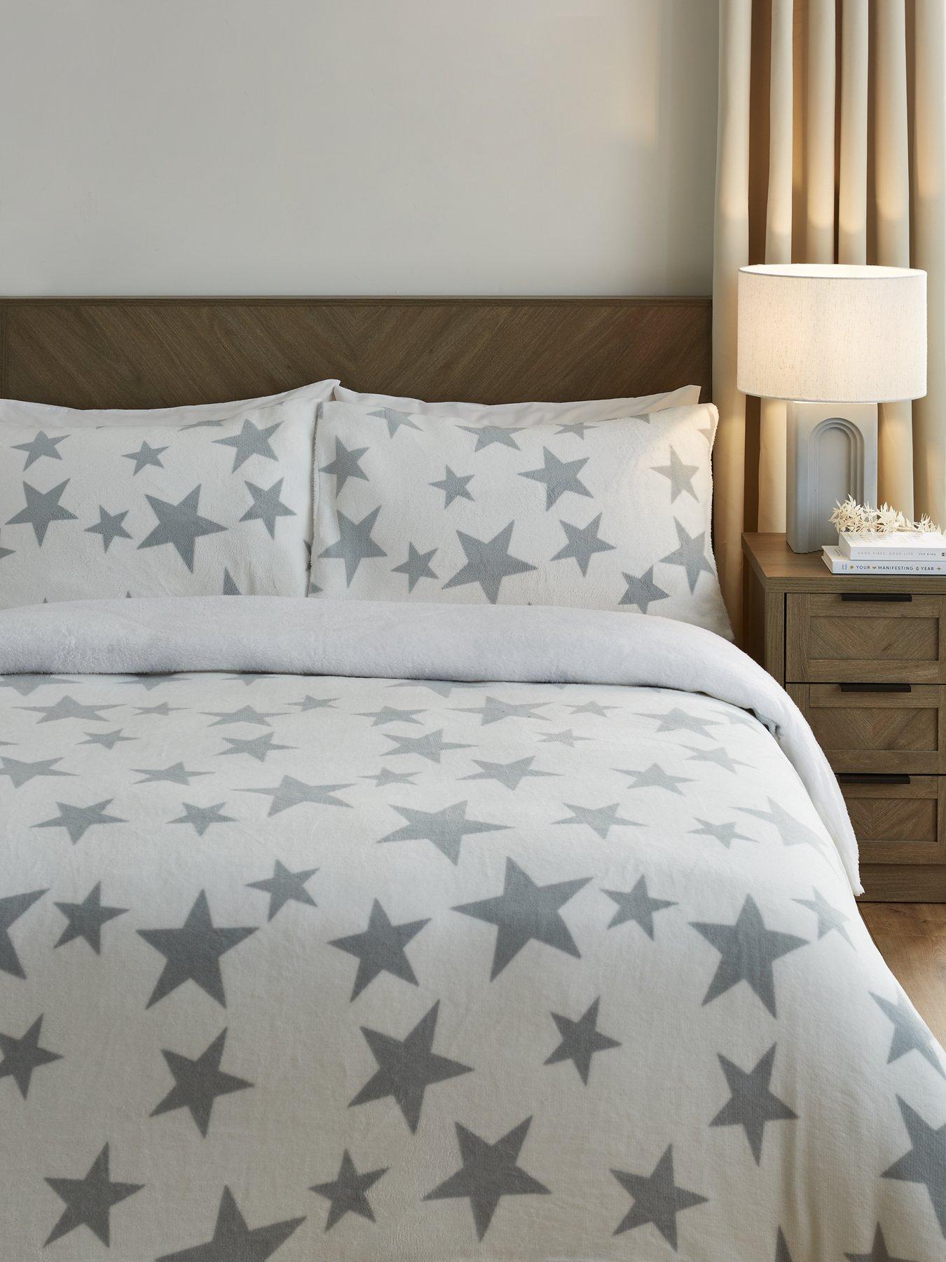 very-home-cosy-star-printed-fleece-duvet-cover-set