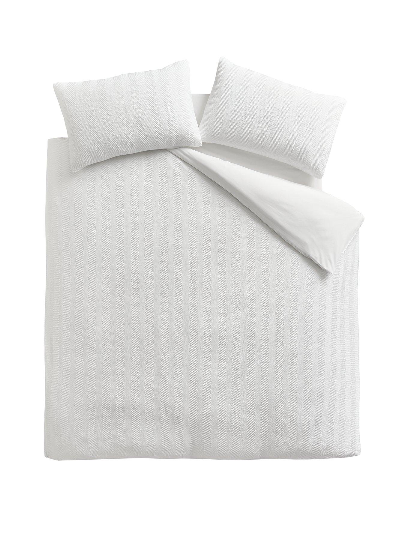 Image 2 of 5 of The Very Collection Chevron Heat Set Duvet Cover Set