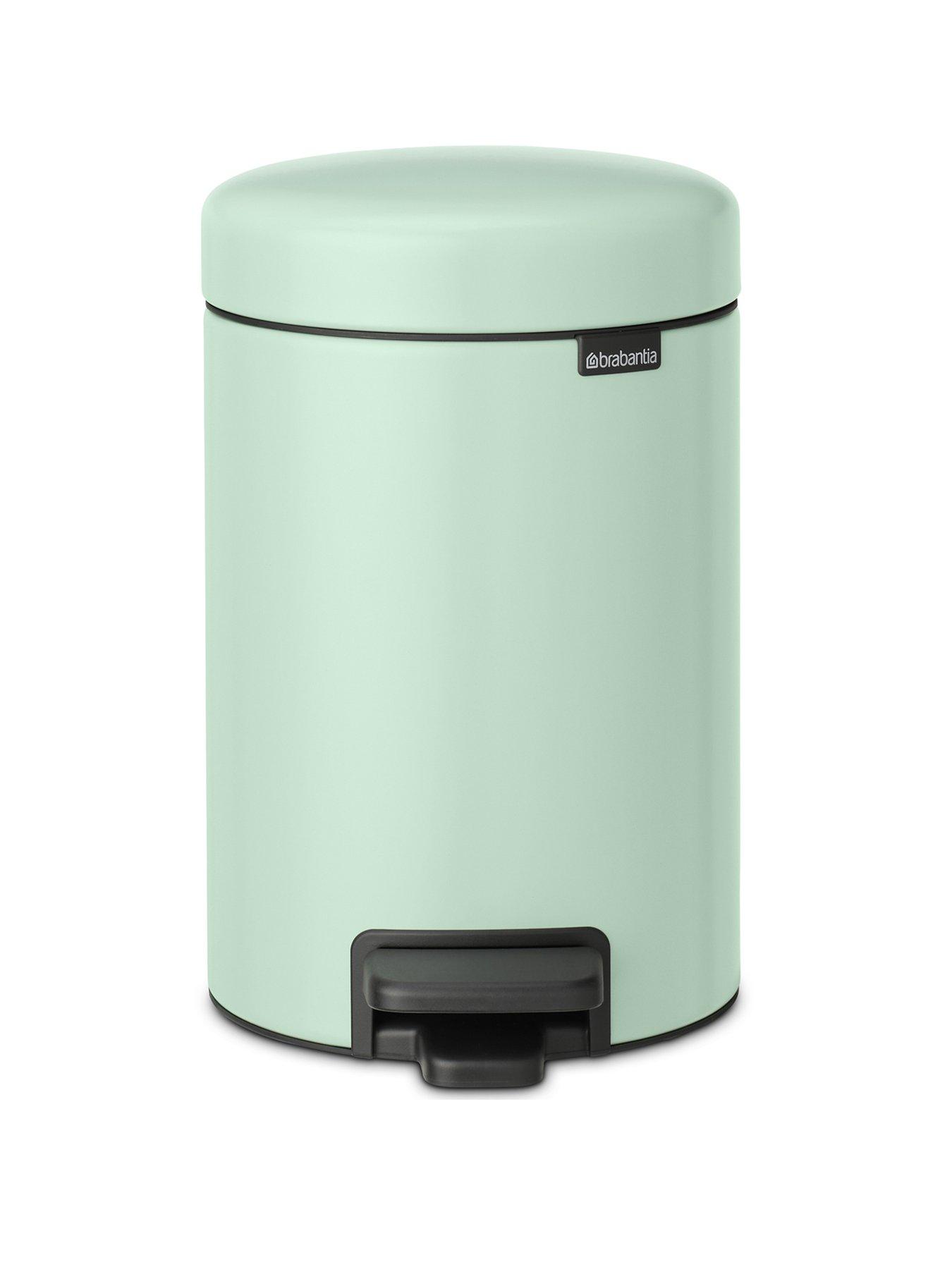 brabantia-pedal-bin-3-litrefront