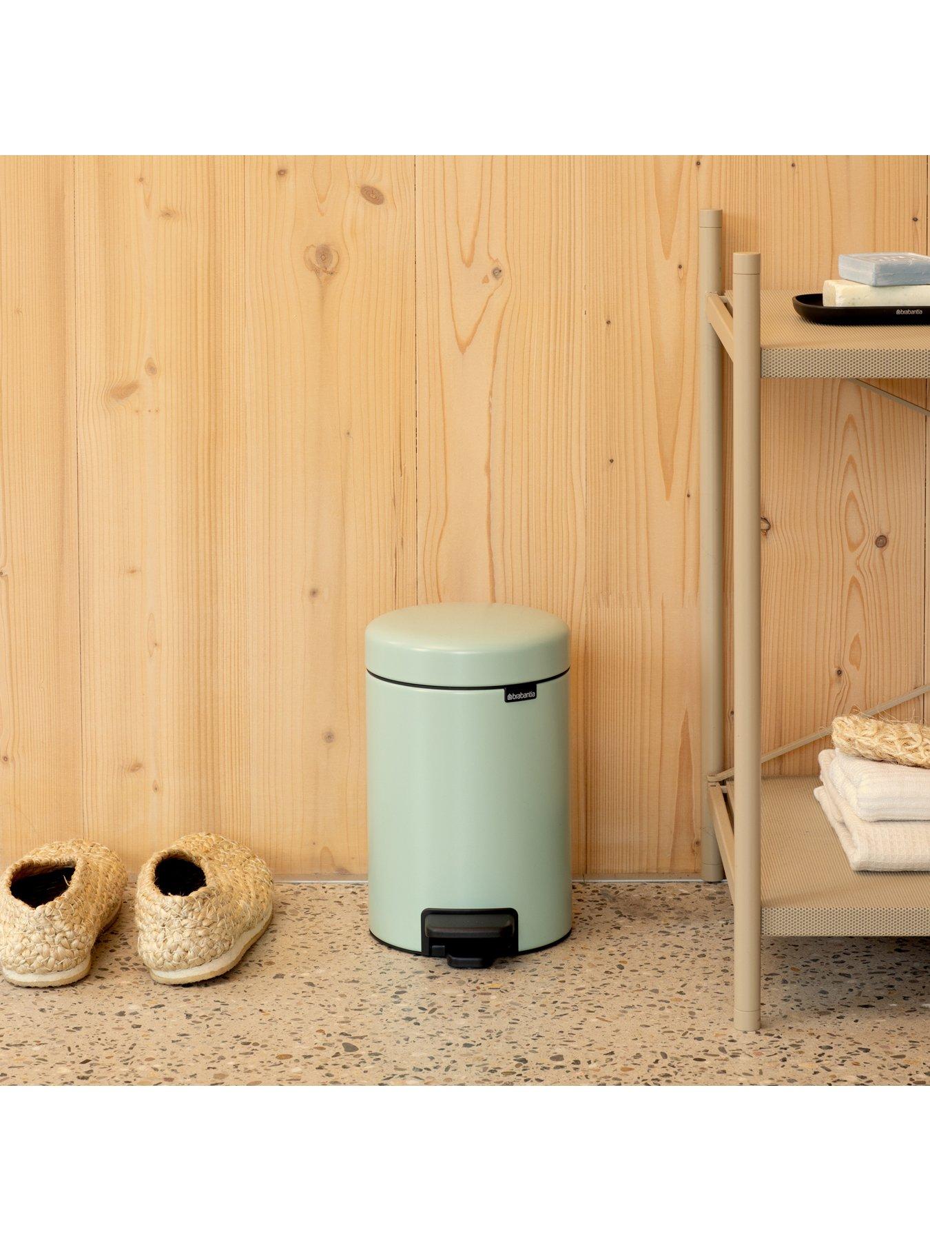 brabantia-pedal-bin-3-litrestillFront