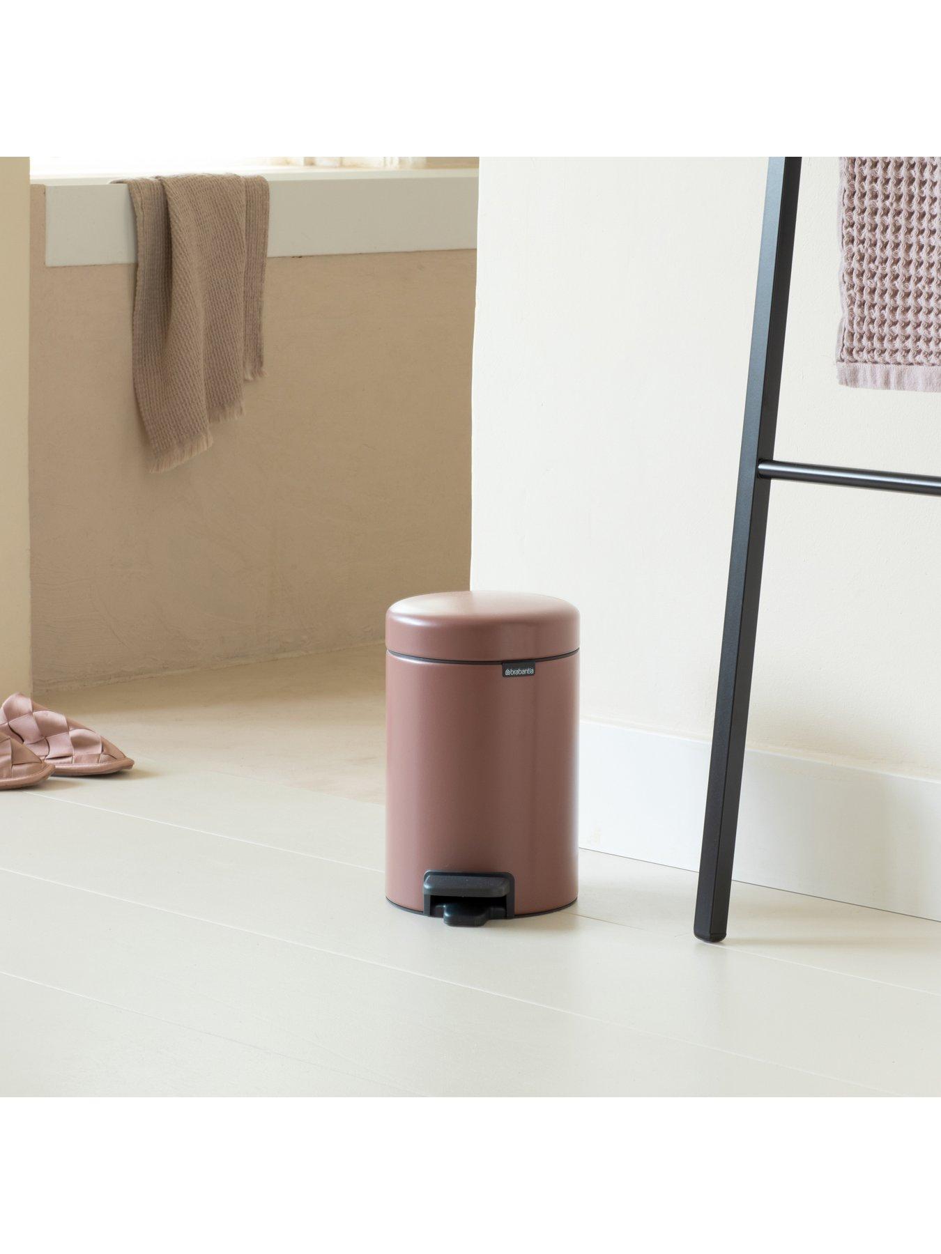 brabantia-pedal-bin-3-litrestillFront