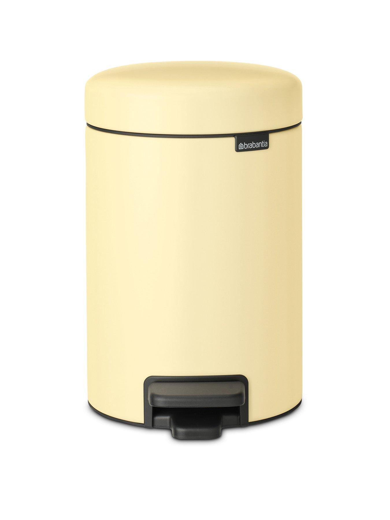 brabantia-pedal-bin-3-litrefront