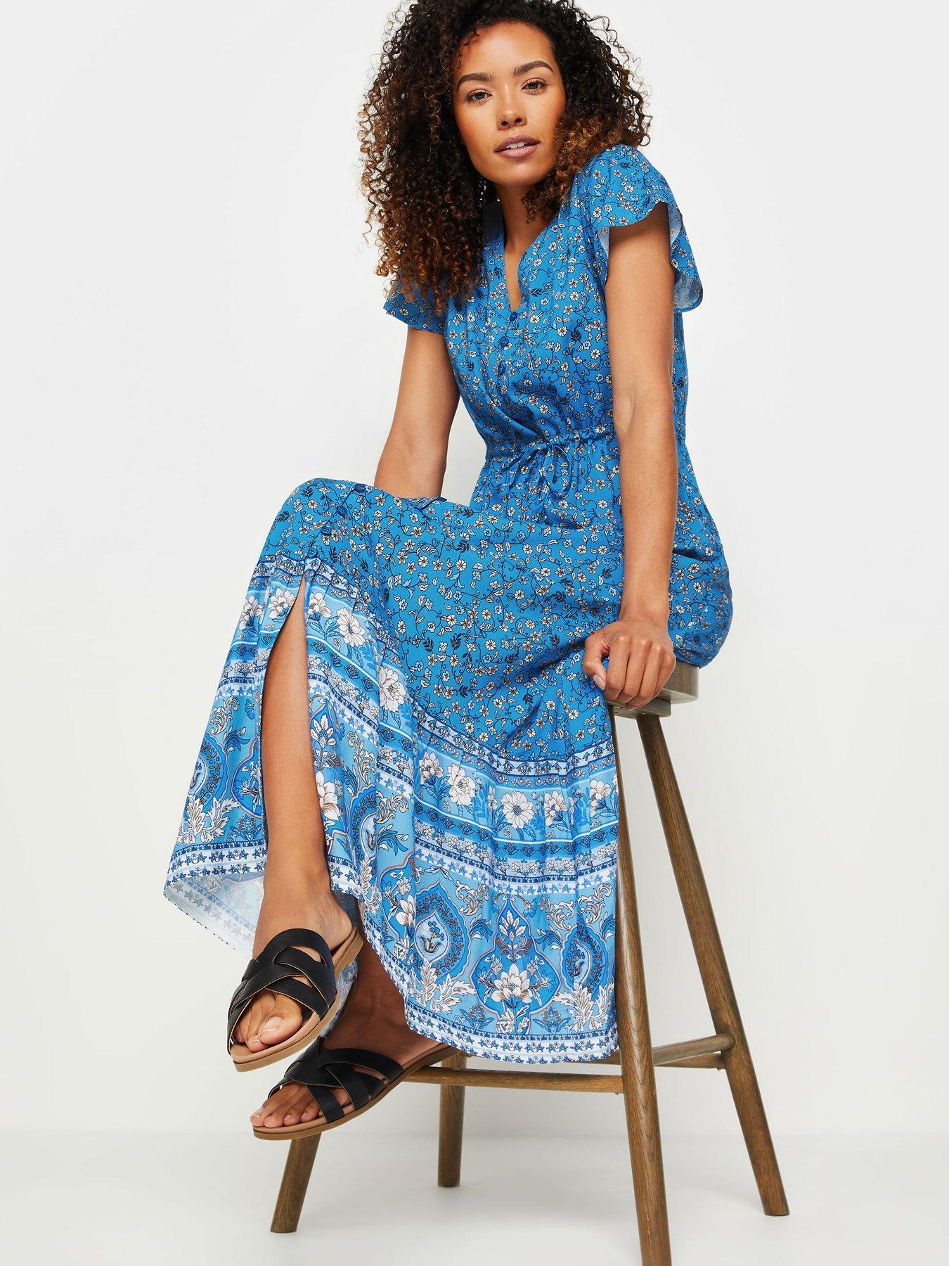 mco-blue-flower-print-with-border-hem-tiered-maxi-dressback