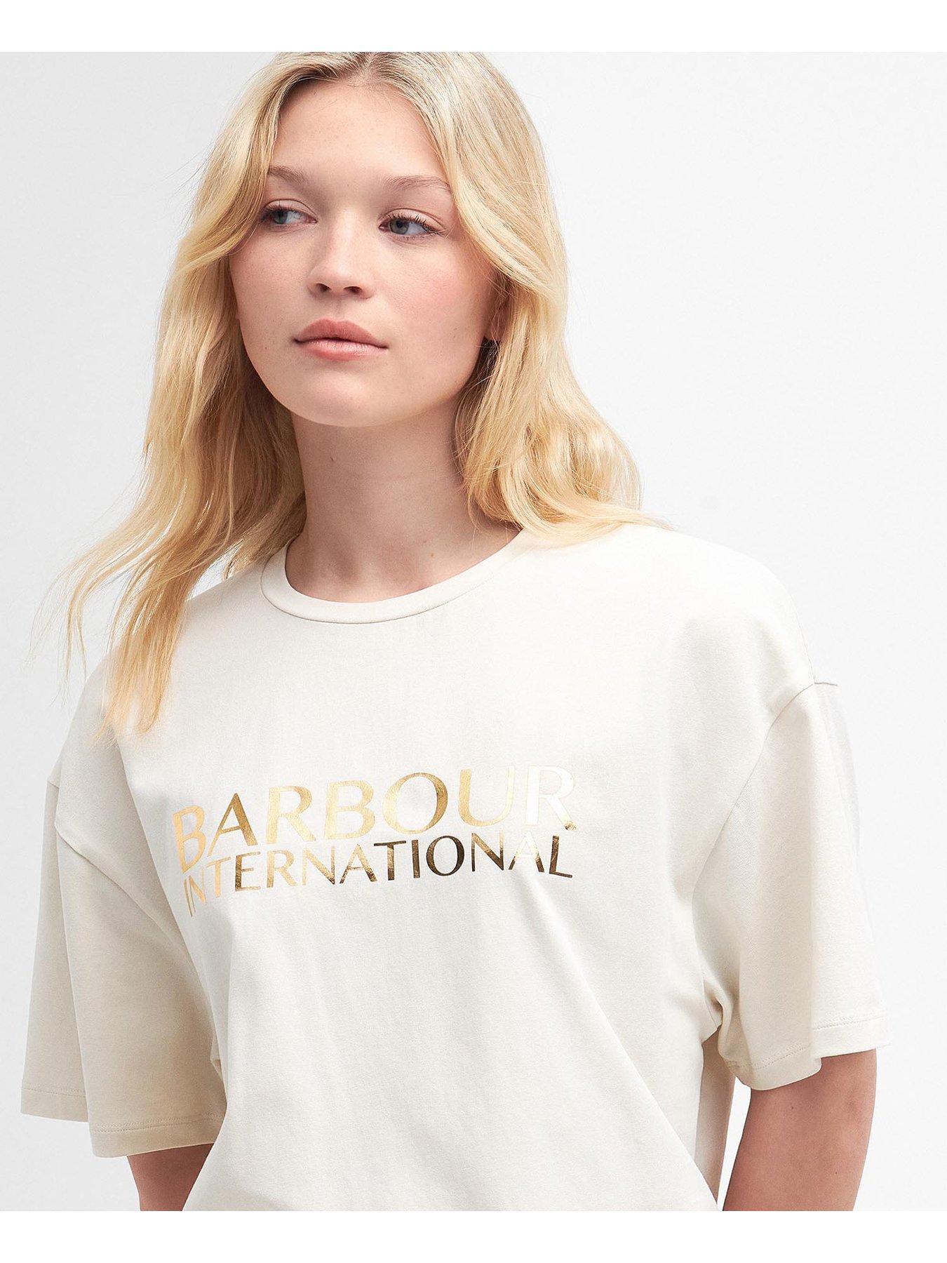 barbour-international-carla-t-shirt-beigeoutfit