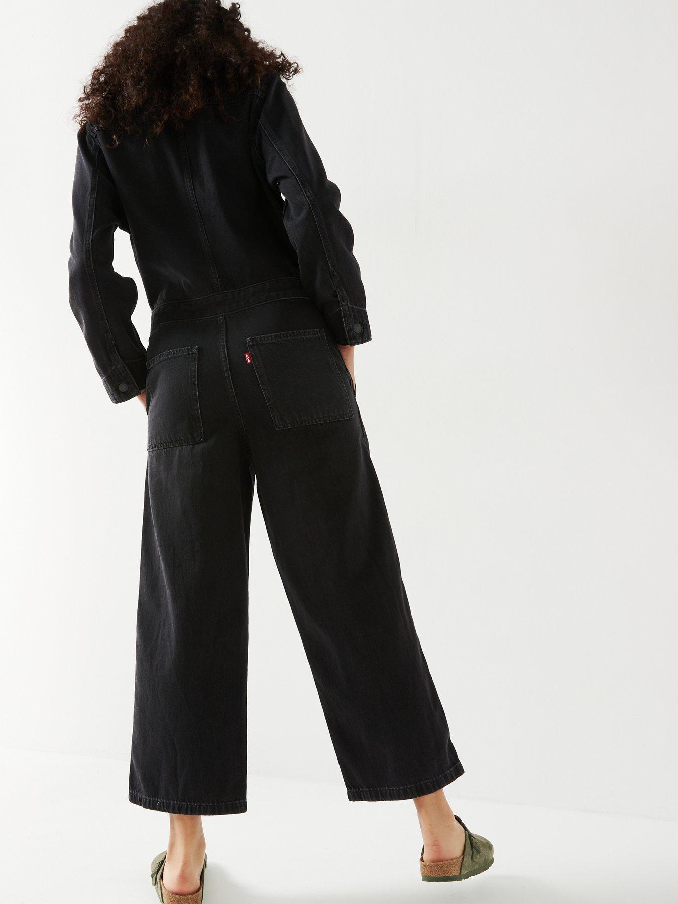 levis-iconic-jumpsuit-capturing-moments-blackdetail