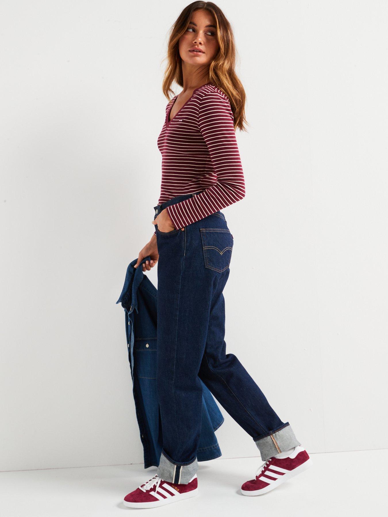 levis-essential-long-sleeve-t-shirt-maury-stripe-burgundyoutfit