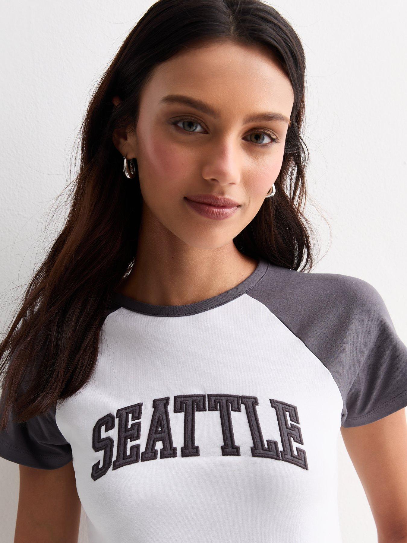 new-look-white-seattle-raglan-stretch-cotton-t-shirtoutfit