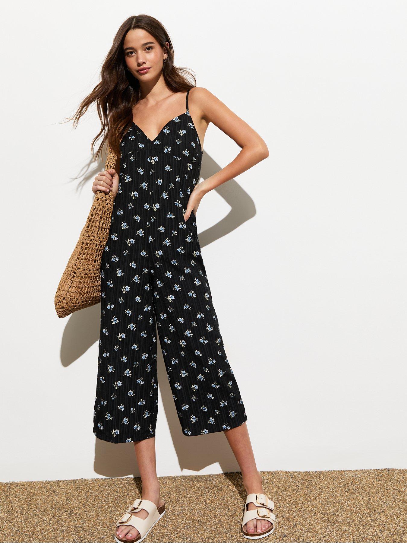 new-look-floral-strappy-wide-leg-crop-jumpsuit-black