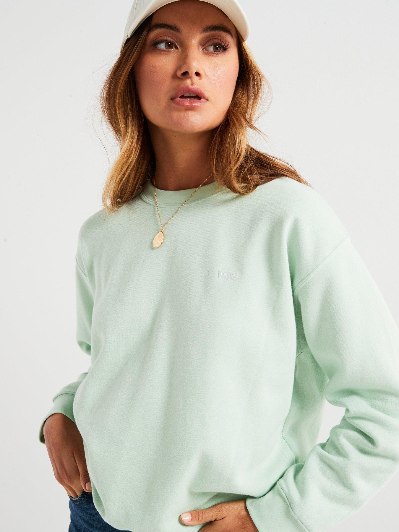 levis-everyday-sweatshirt-cameo-green