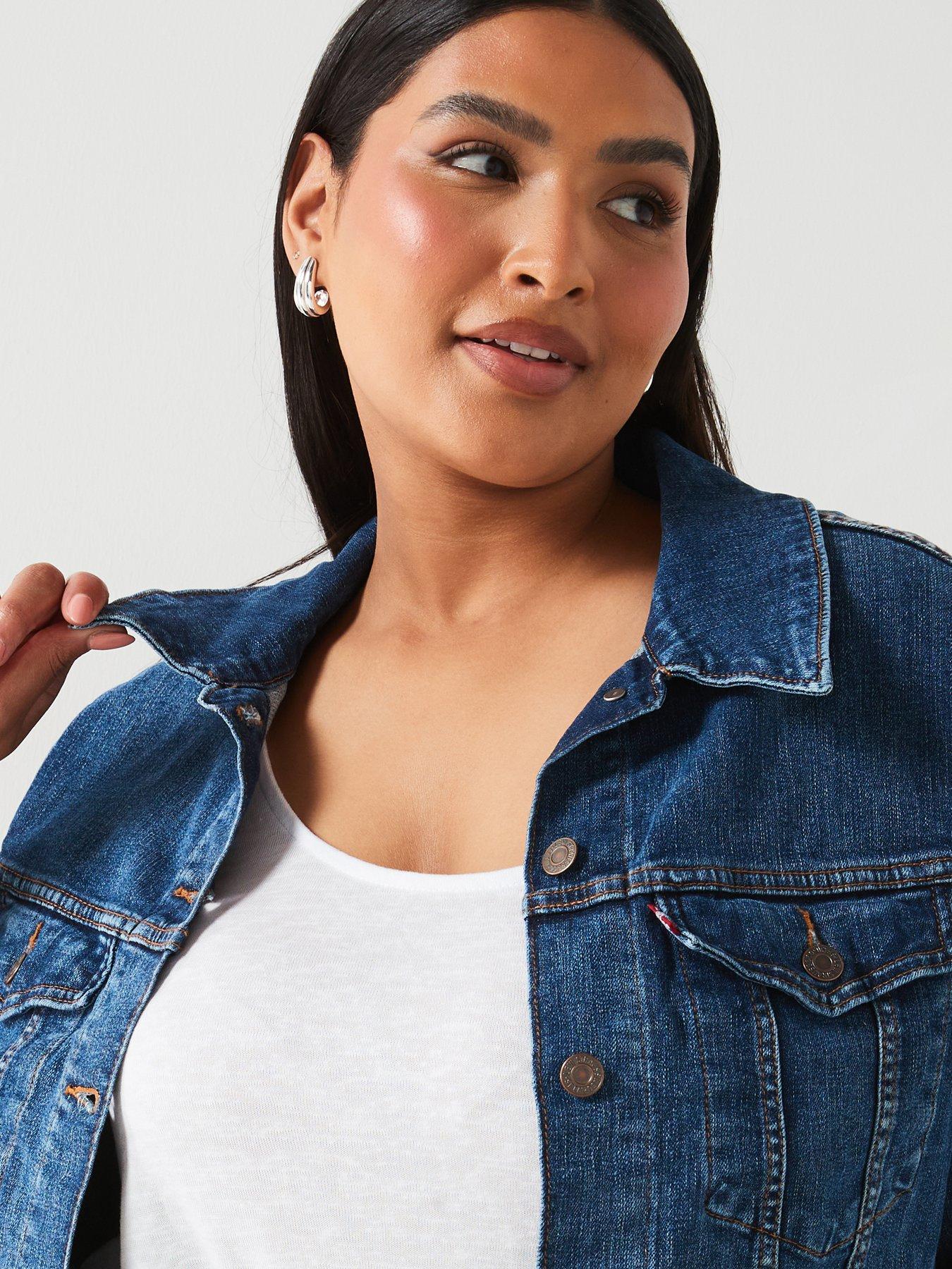 levis-plus-plus-original-trucker-denim-jacket-see-her-runoutfit