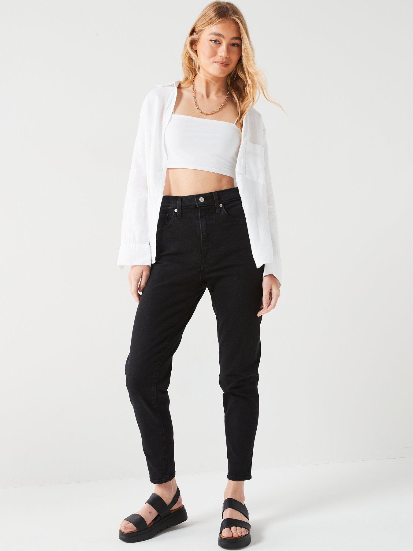 levis-high-waisted-mom-jean-flash-blackoutfit