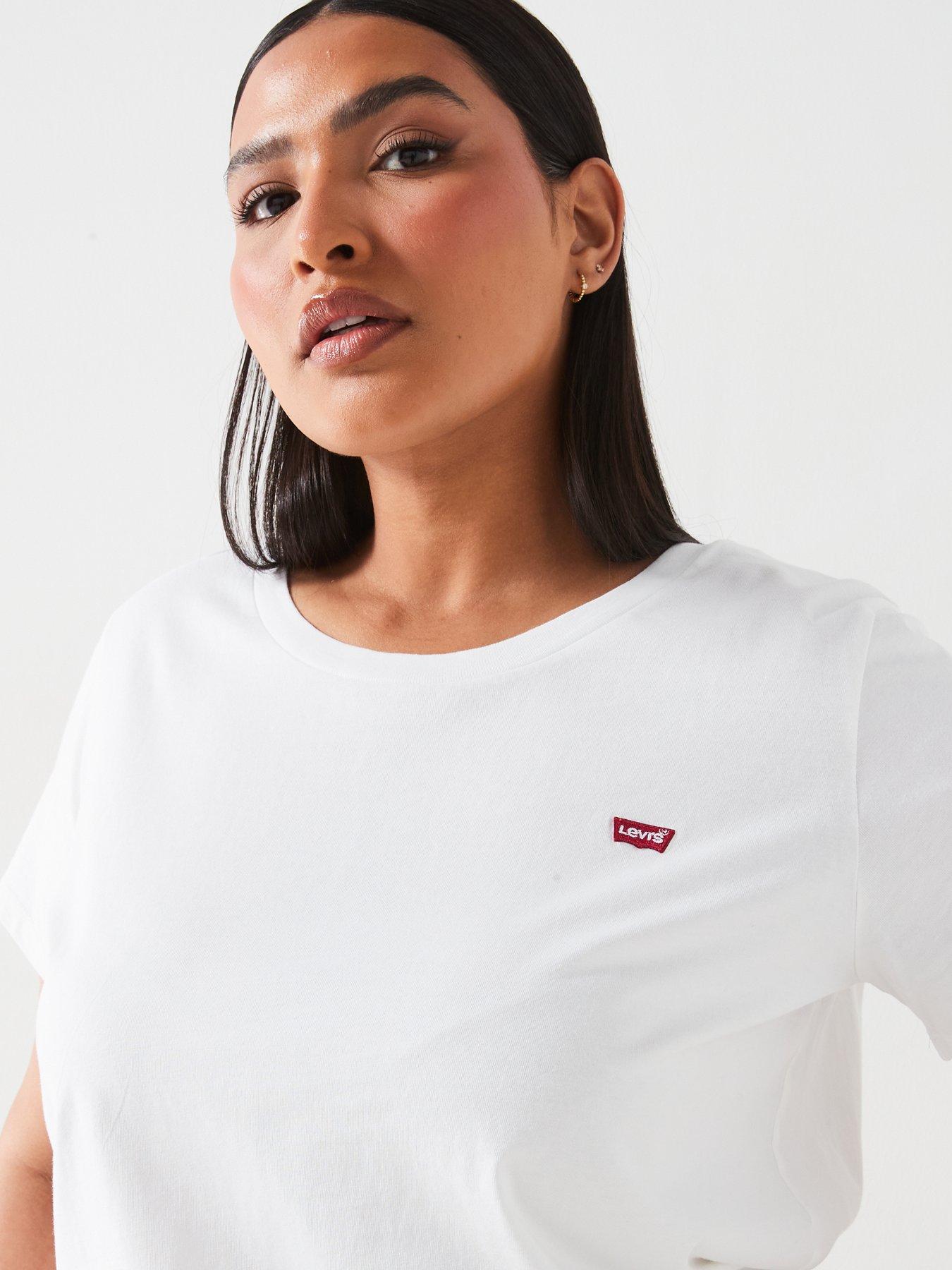 levis-plus-perfect-t-shirt-plus-size-whiteoutfit