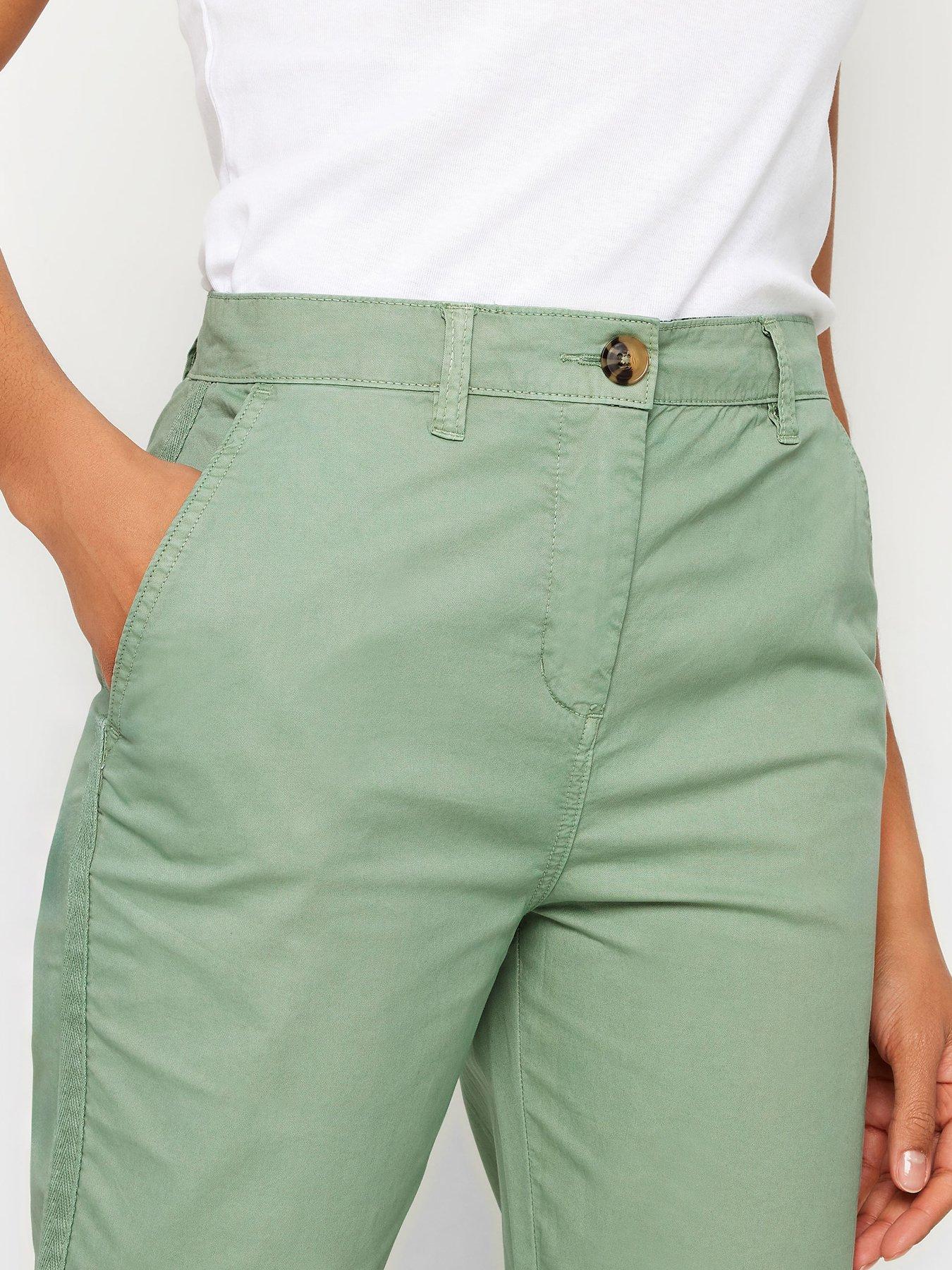 mco-sage-belt-loop-pocket-chinos-greenoutfit