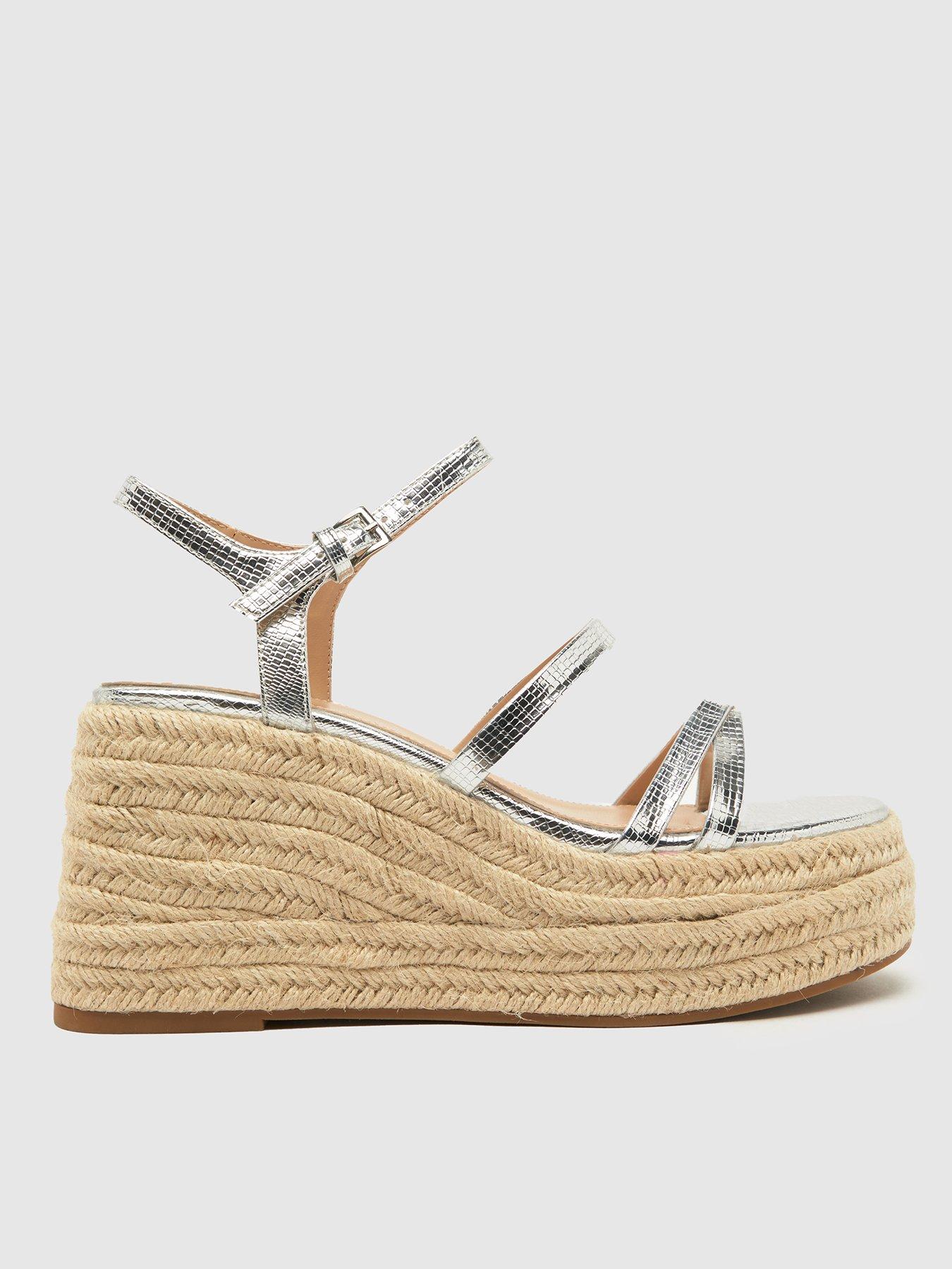 schuh-vienna-strappy-wedge-silverfront