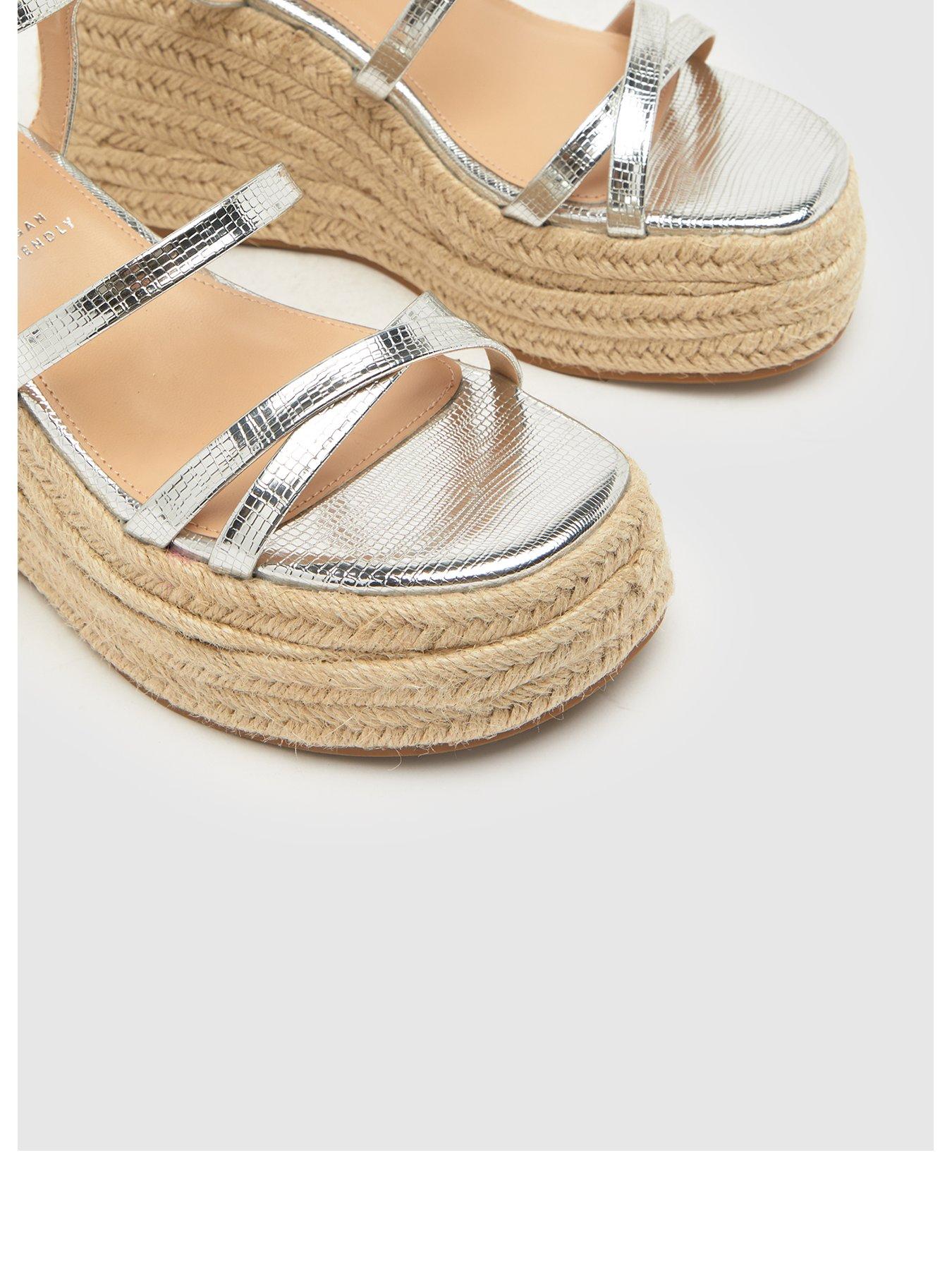 schuh-vienna-strappy-wedge-silverback