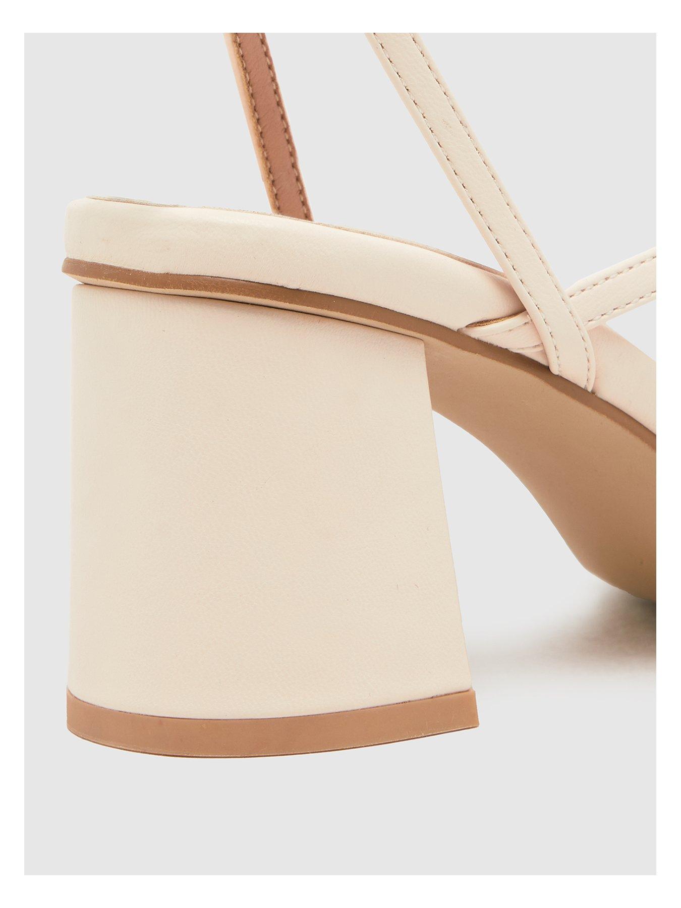 schuh-sully-strappy-block-heel-sandal-off-whiteoutfit