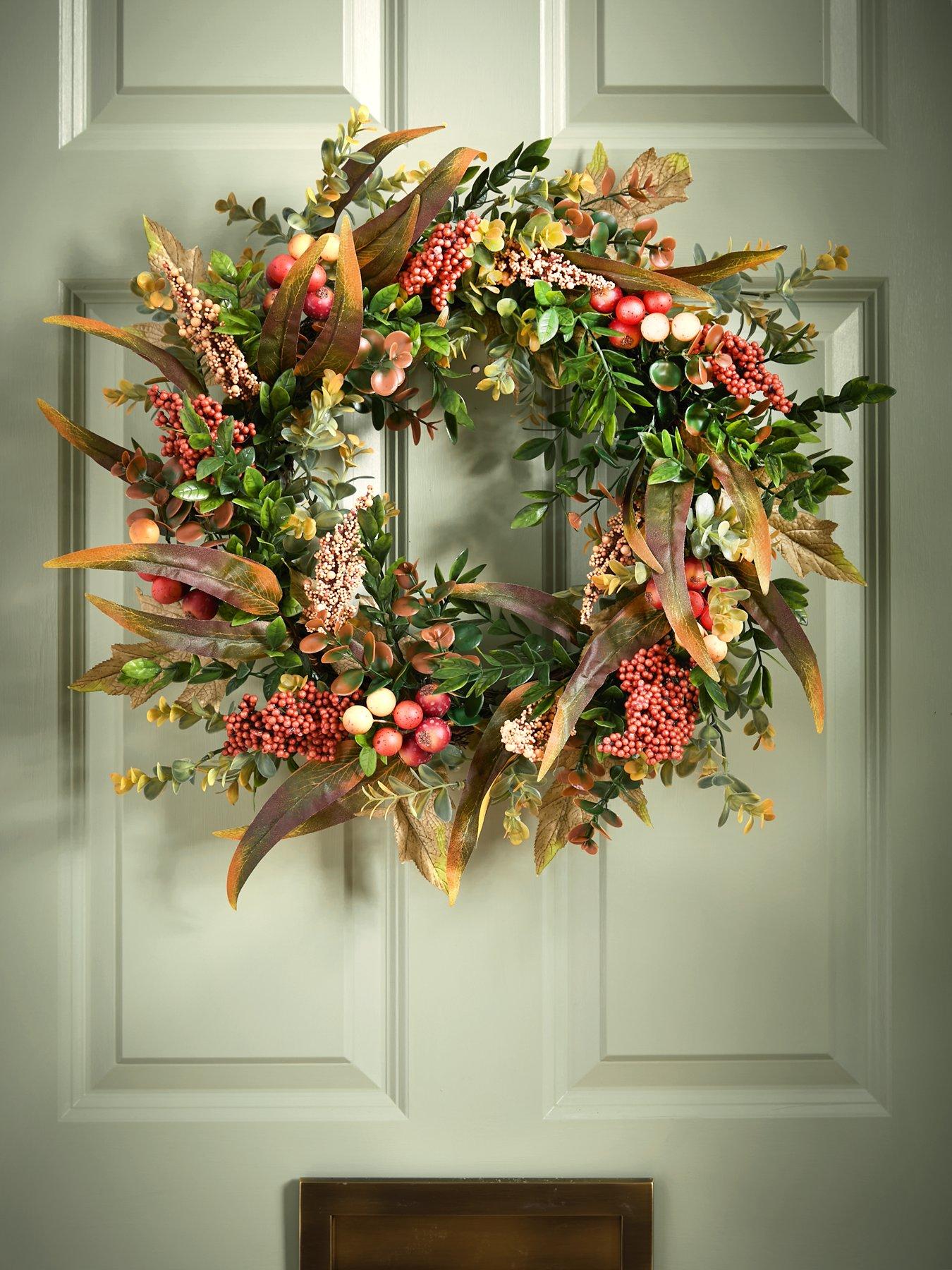 Very Home Rose Hip and Berry Autumn Wreath