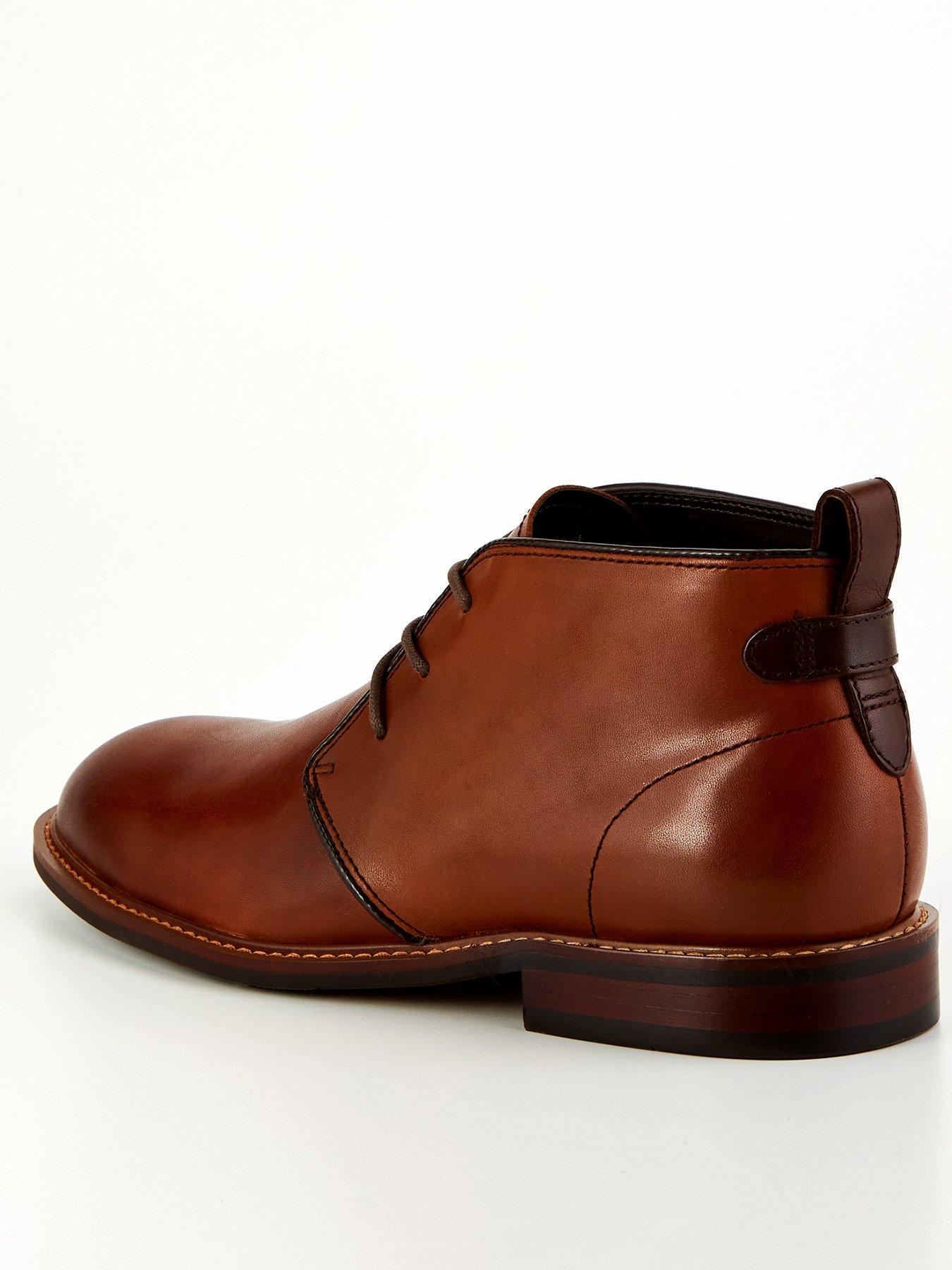 very-man-leather-chukka-boot-brownback