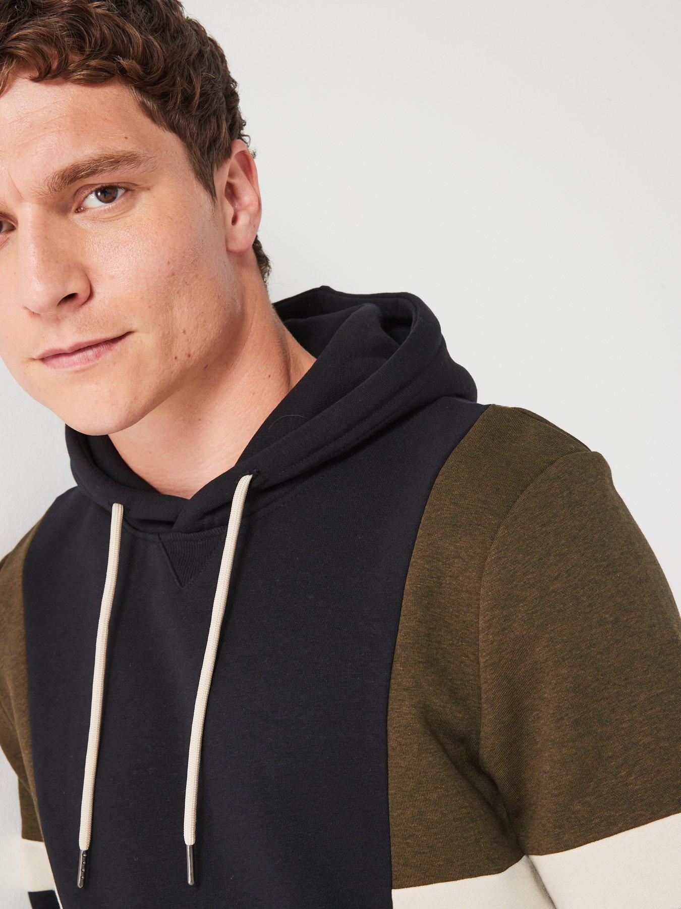 very-man-cut-and-sew-overhead-hoodie-blackkhakidetail