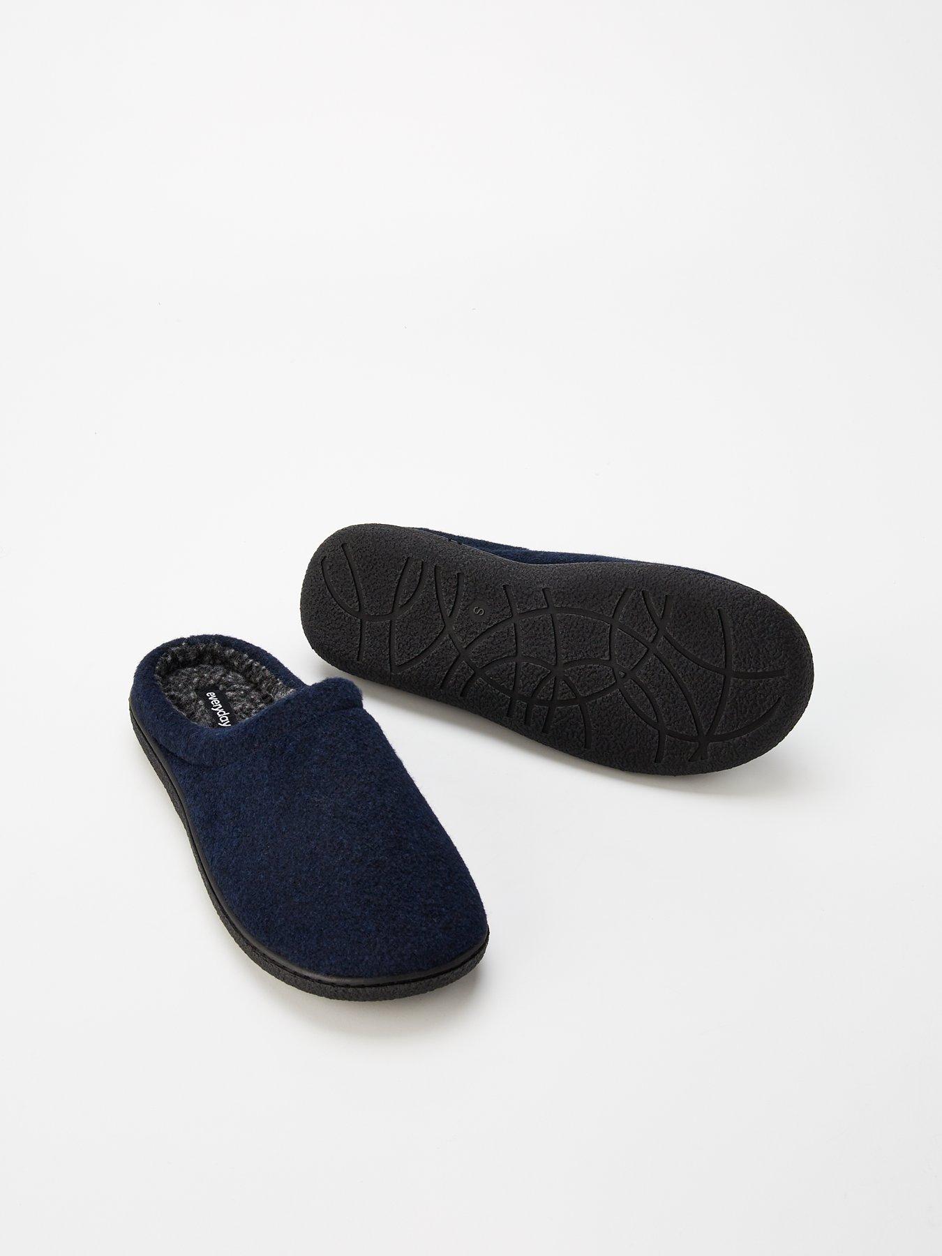 everyday-mule-slipper-navyoutfit