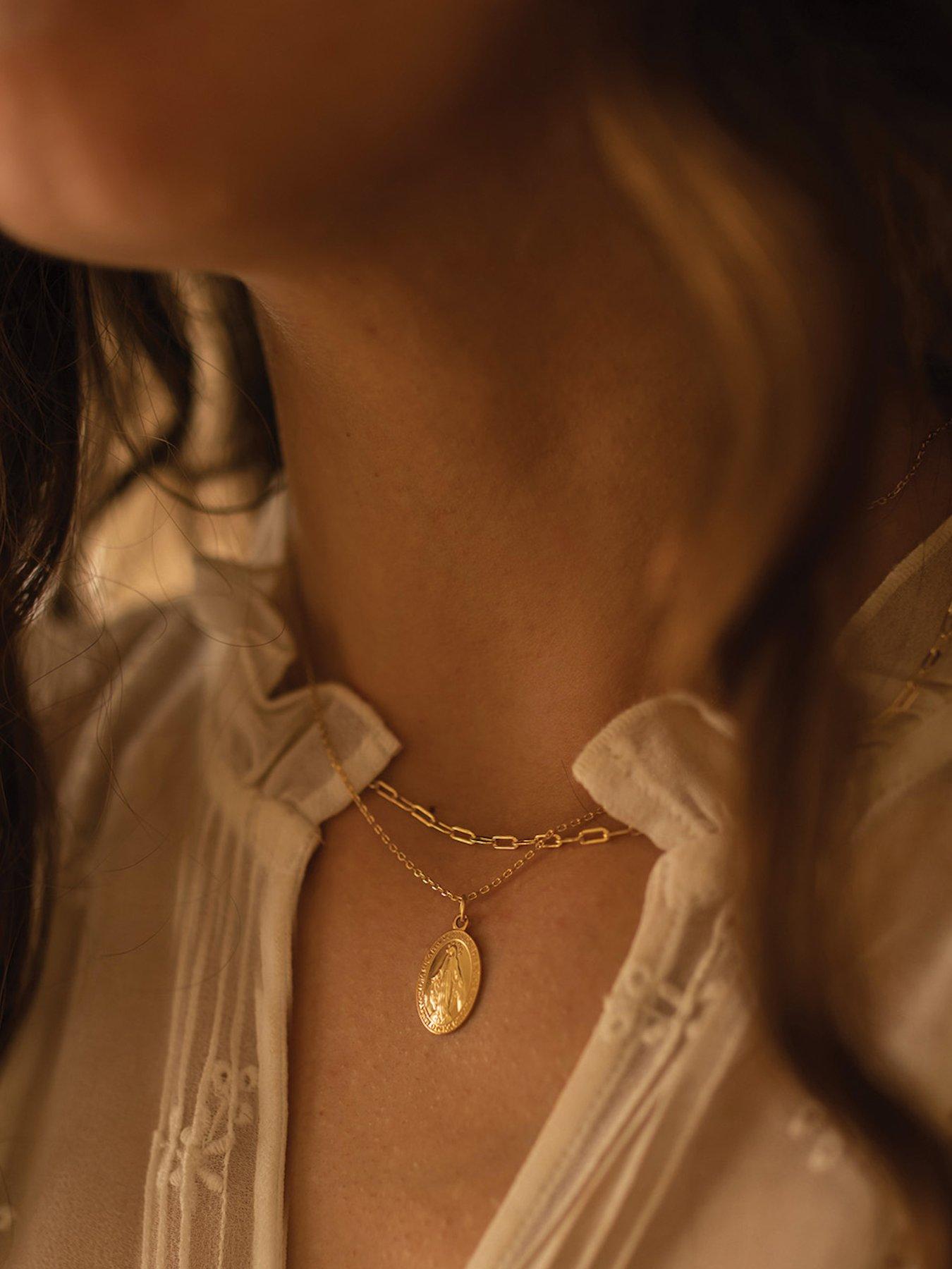 elk-bloom-dainty-14k-gold-plated-virgin-mary-miraculous-medal-choker-necklacedetail