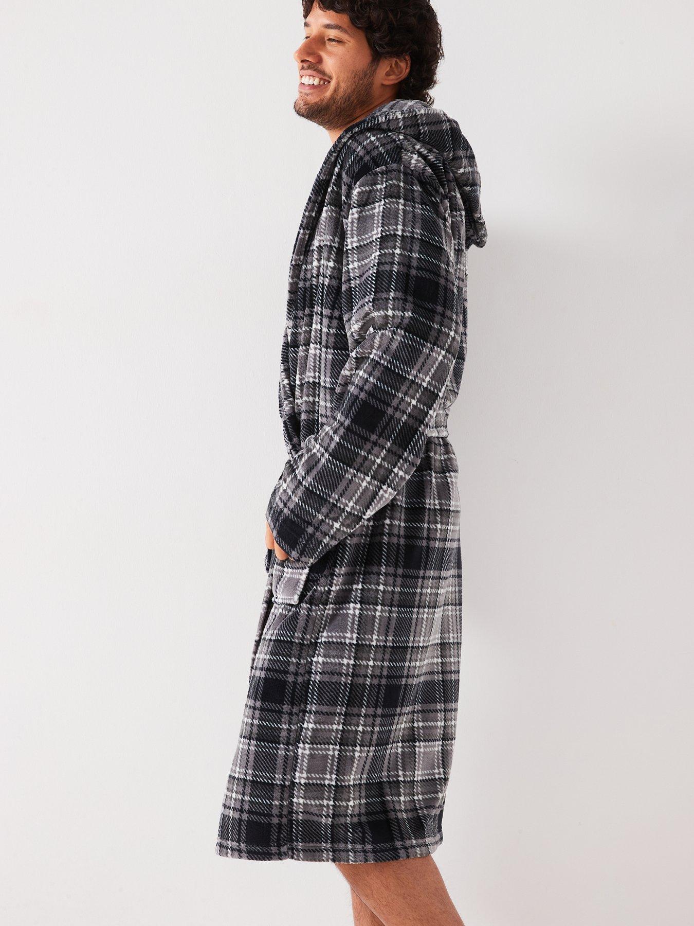 very-man-check-dressing-gown-greydetail