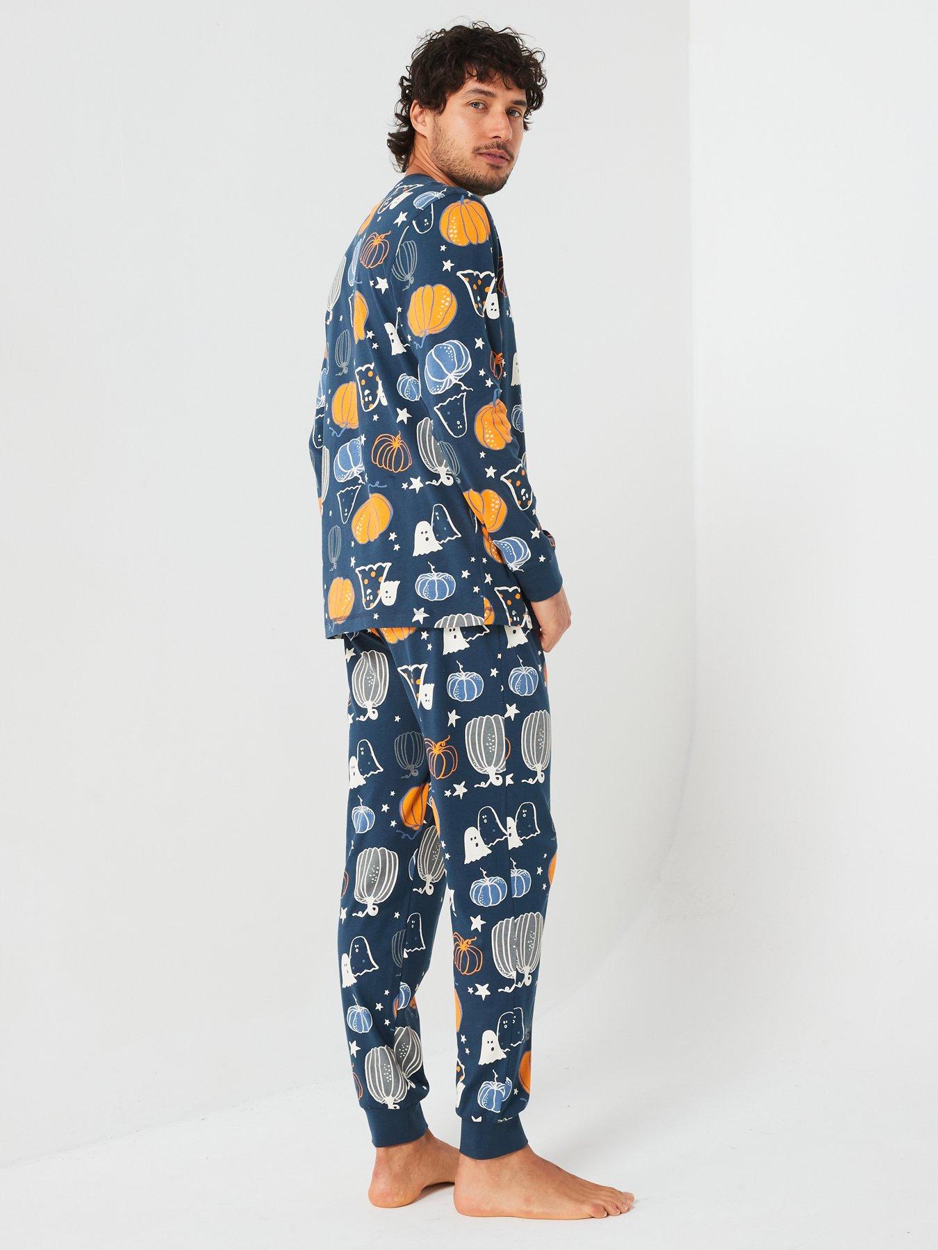 very-man-mens-family-halloween-pj-printed-pumpkin-long-sleeve-top-and-slim-jogger-navyback