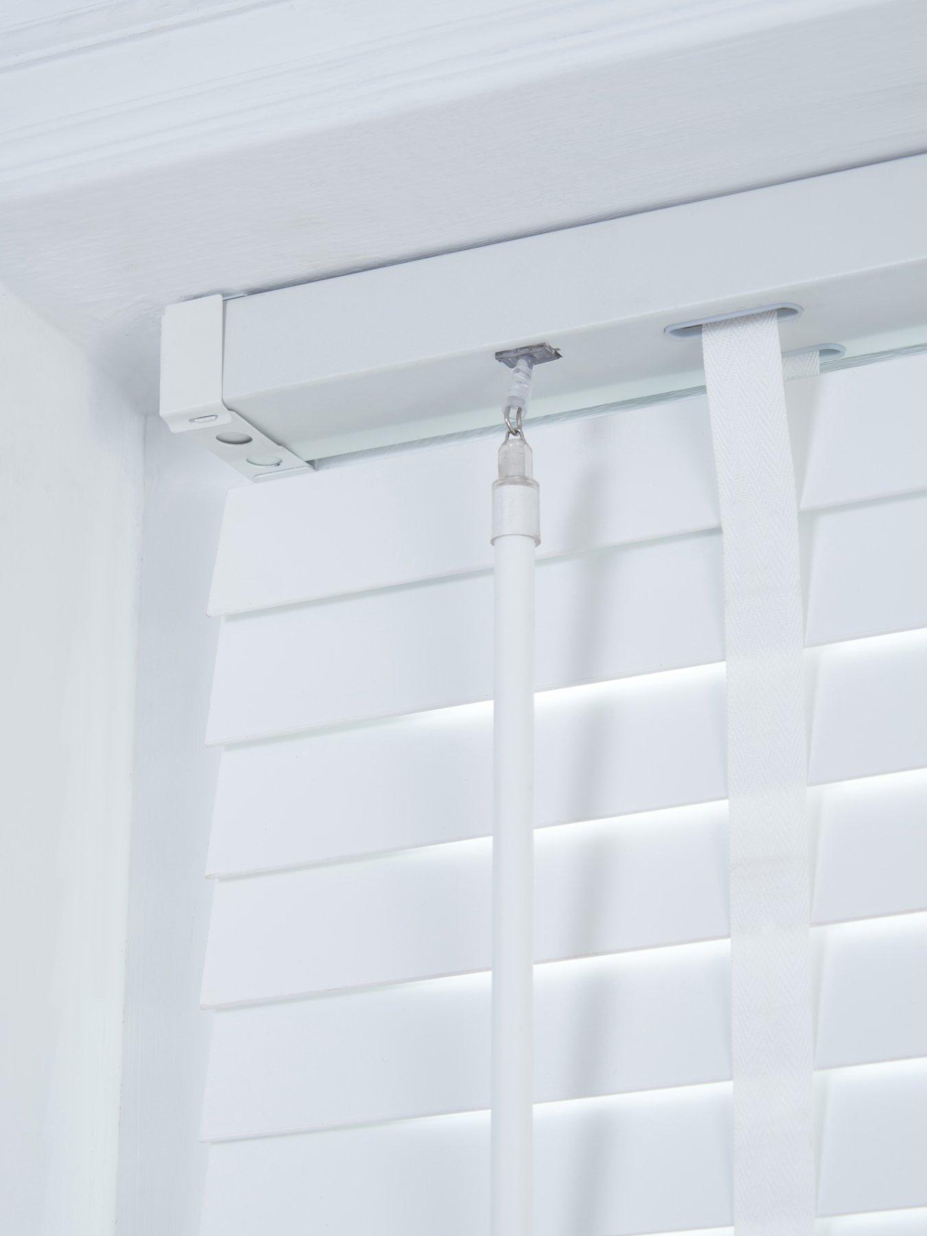 Image 4 of 6 of The Very Collection Wooden Venetian Blind - 50 mm slats