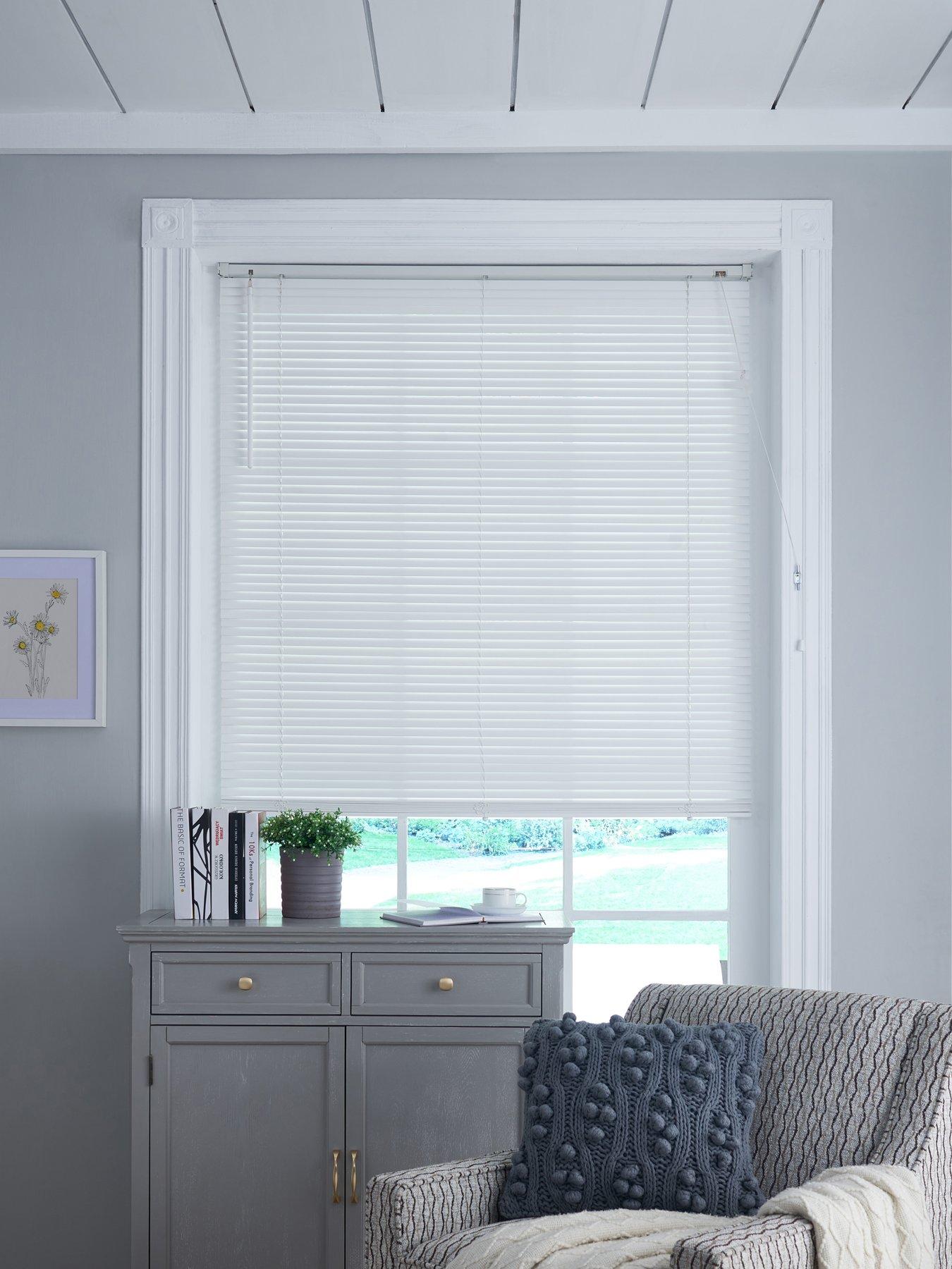 very-home-wooden-venetian-blind-25-mm-slatsstillFront