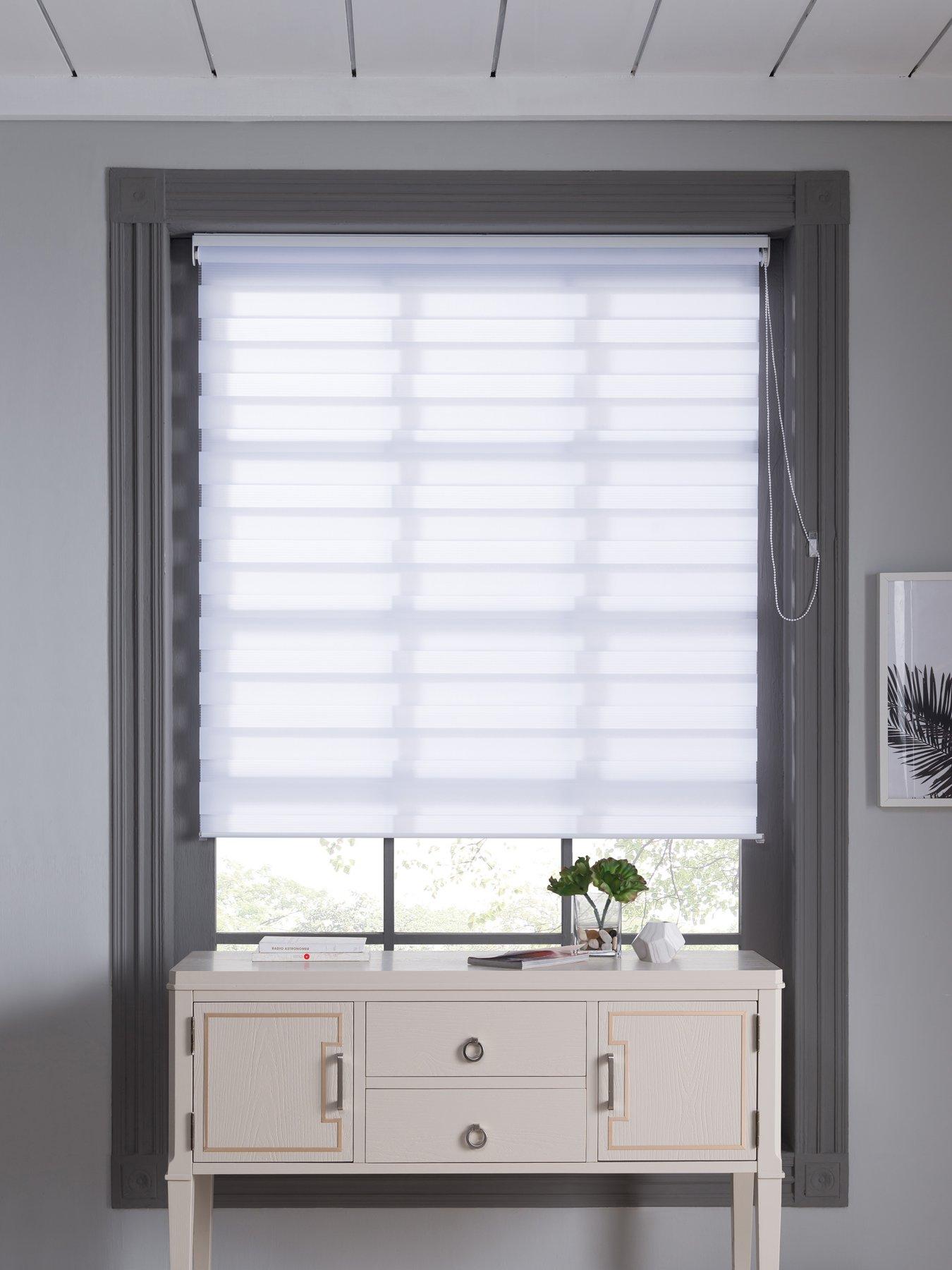 Very Home Night and Day Blind