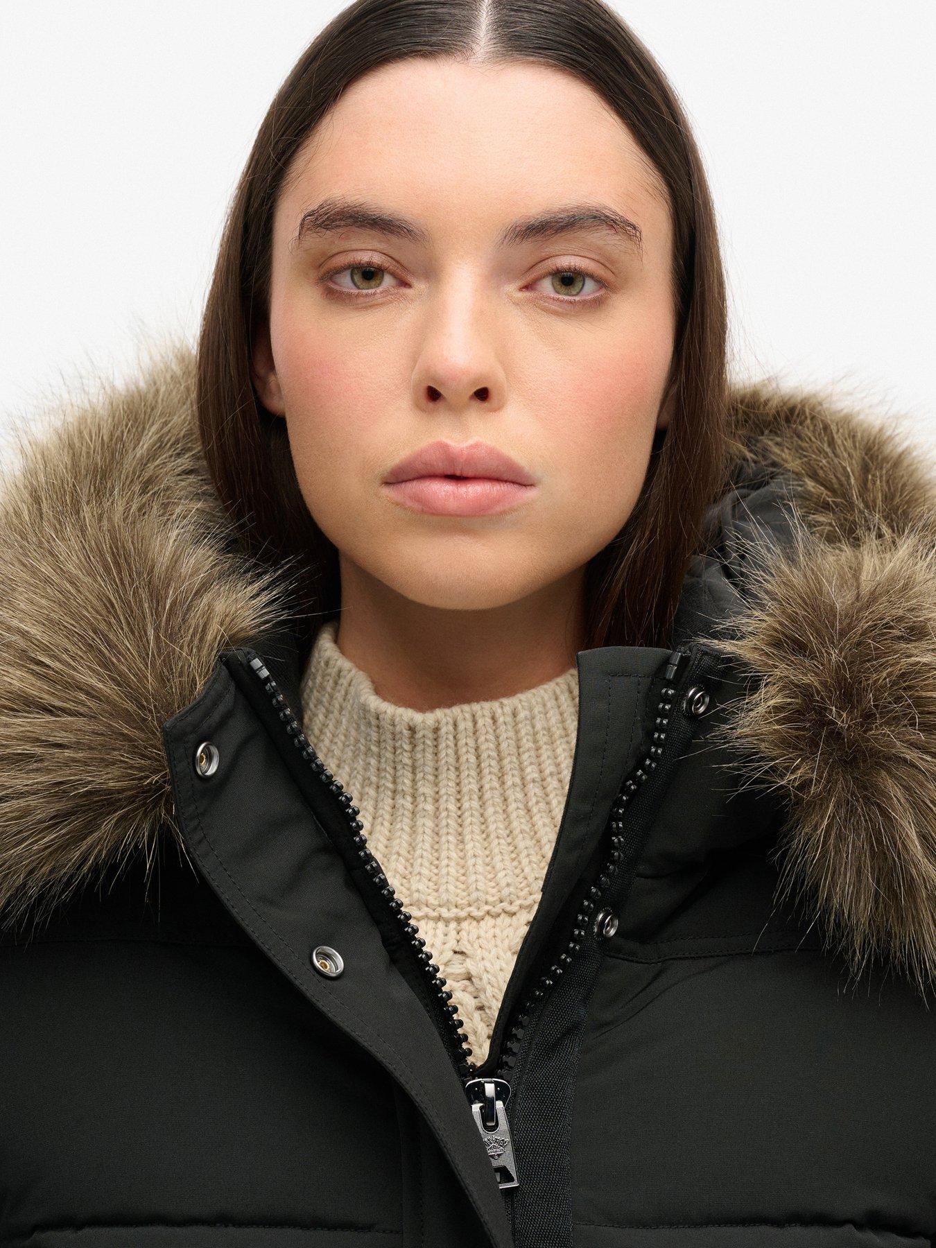 superdry-everest-hooded-bomber-jacket-blackoutfit