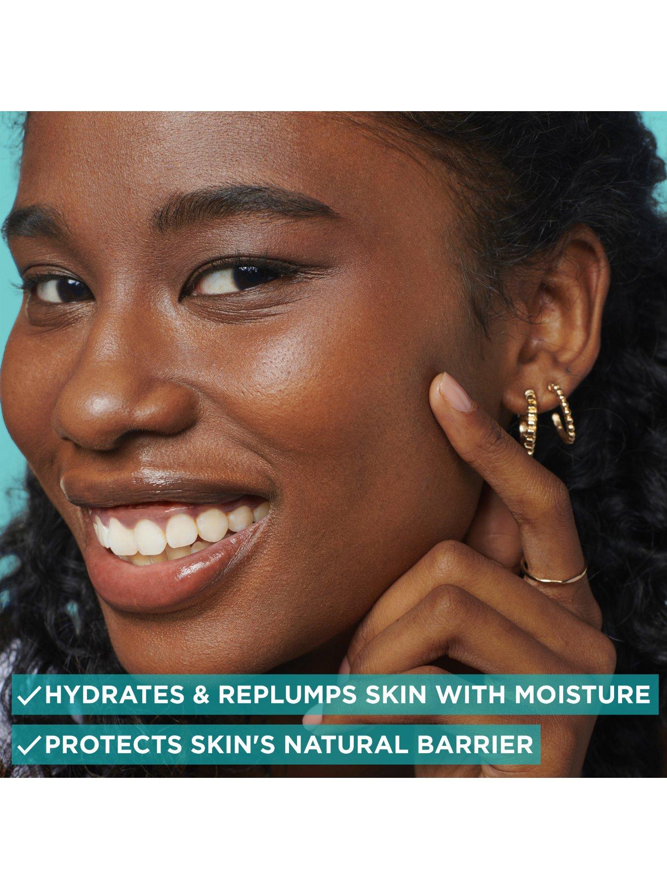 Image 6 of 7 of Garnier Skin Active&nbsp;Hyaluronic Aloe Soothing Cream Cleanser