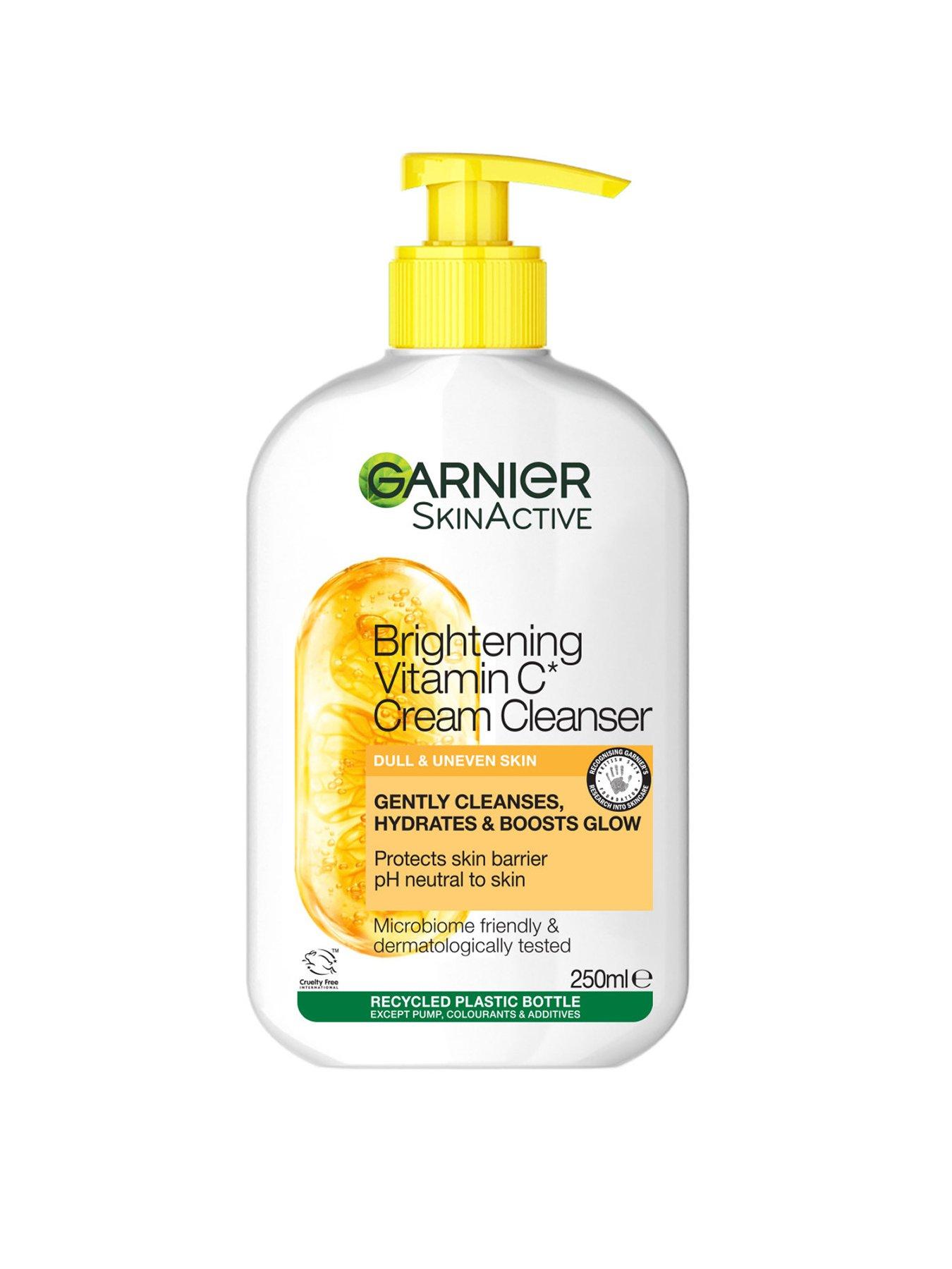 undefined Garnier Skin Active - Vitamin C Brightening Foam Cleanser - for dull and uneven skin - gently cleanses, hydrates and boosts glow