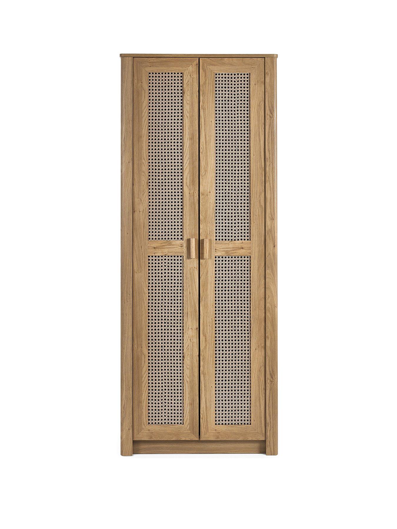 julian-bowen-sydney-oak-andnbsprattan-effectnbsp2-door-wardrobestillFront