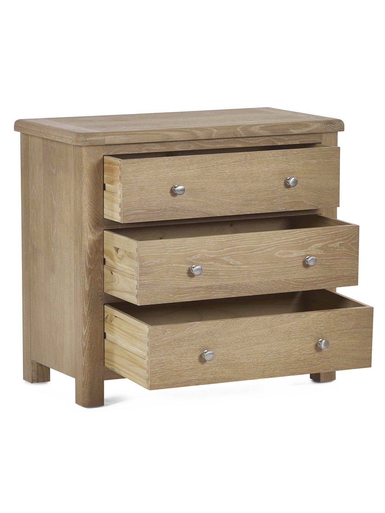 Image 4 of 7 of Julian Bowen Memphis Limed Oak 3 Drawer Chest