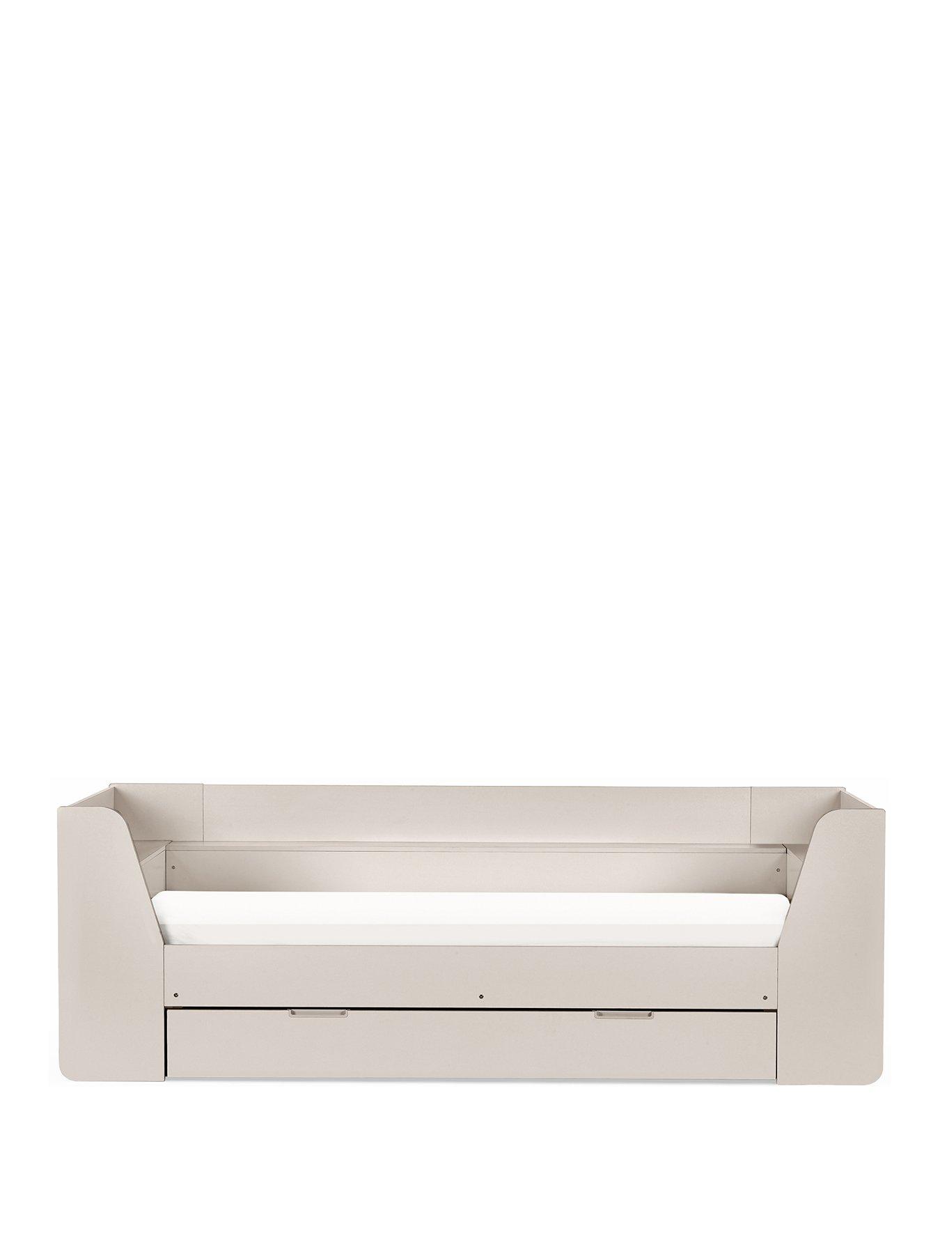 julian-bowen-cyclone-daybed-taupestillFront