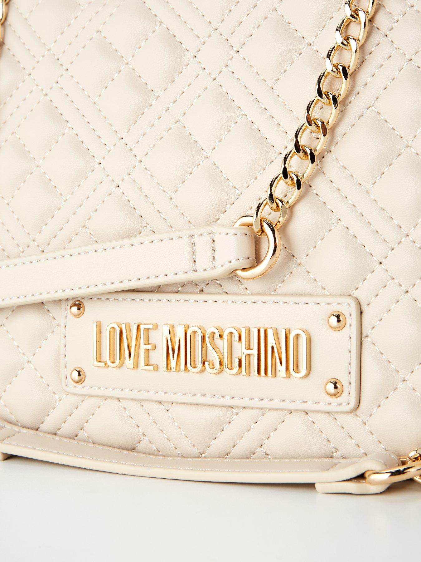 love-moschino-quilt-crossbody-bagoutfit