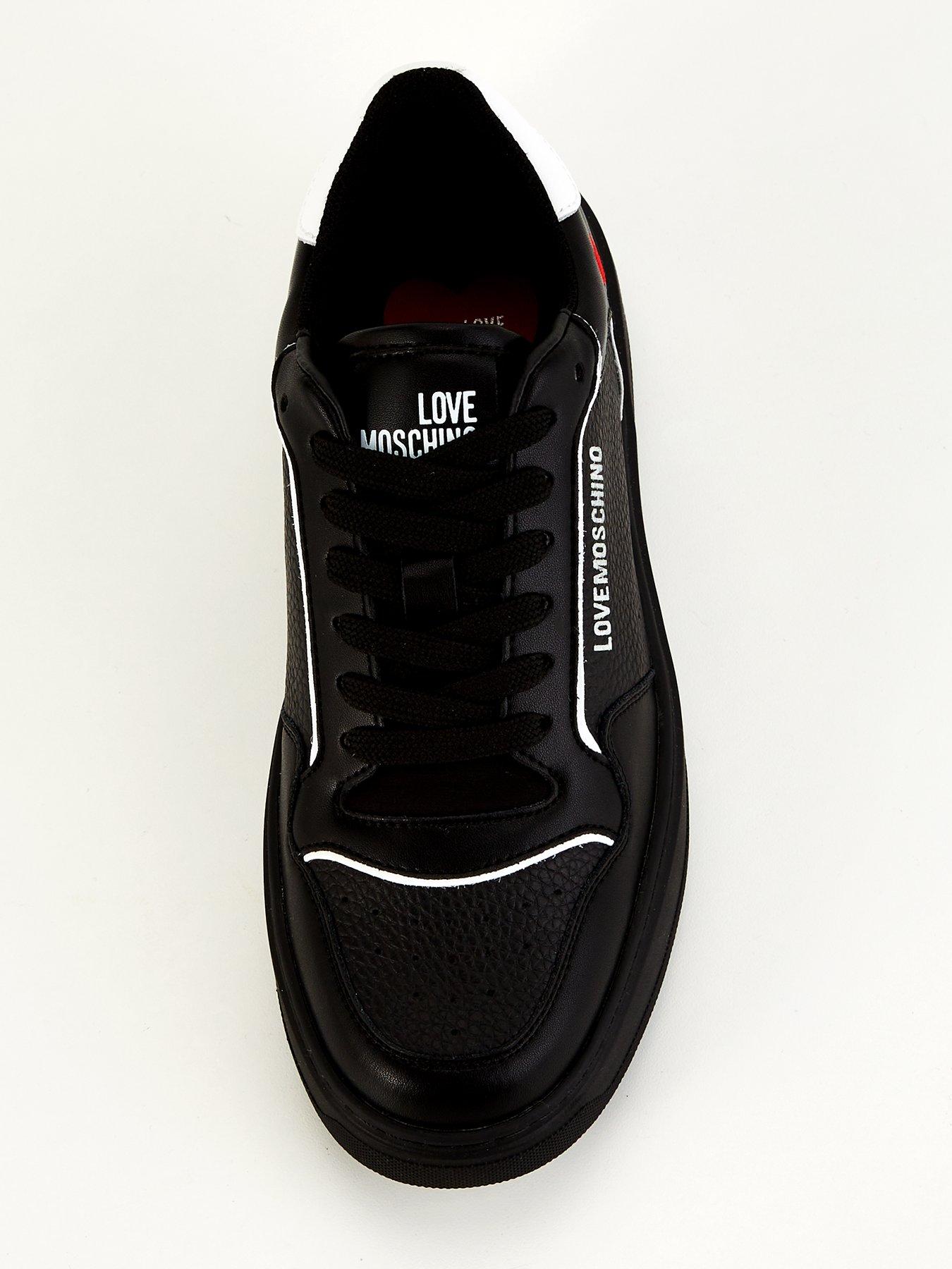 love-moschino-logonbsprunner-trainers-blackoutfit