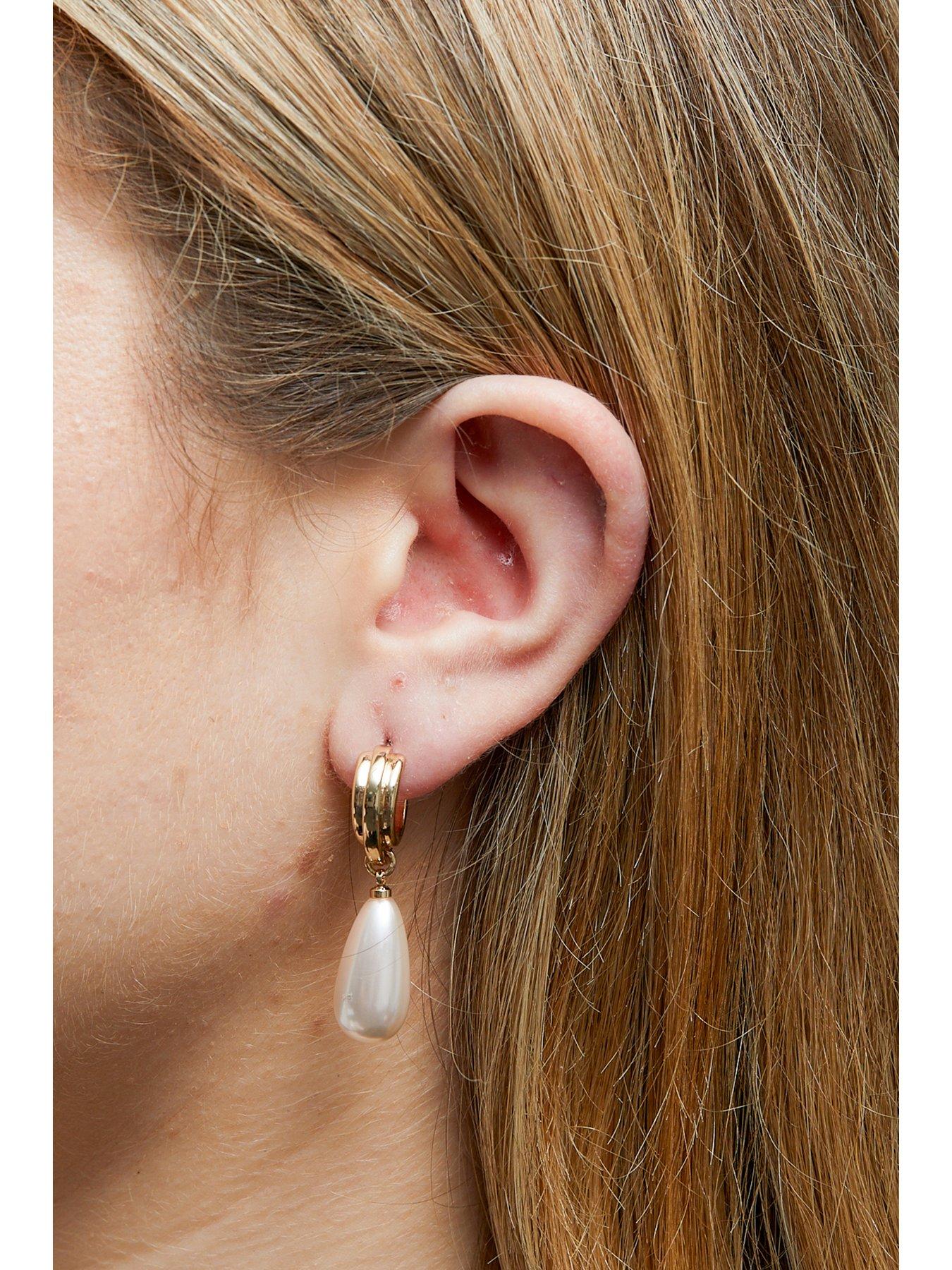 jon-richard-gold-plated-vintage-inspired-pearl-hoop-earringsoutfit