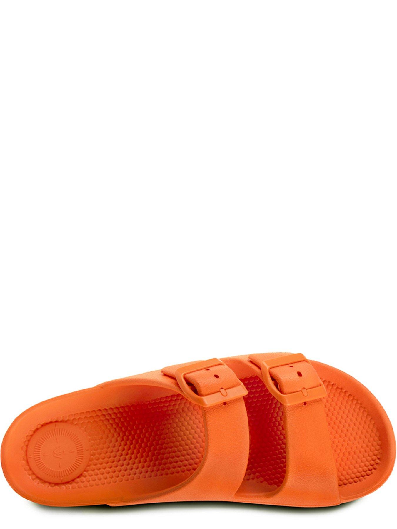 totes-totes-solbounce-double-adjustable-buckle-slide-orangeoutfit