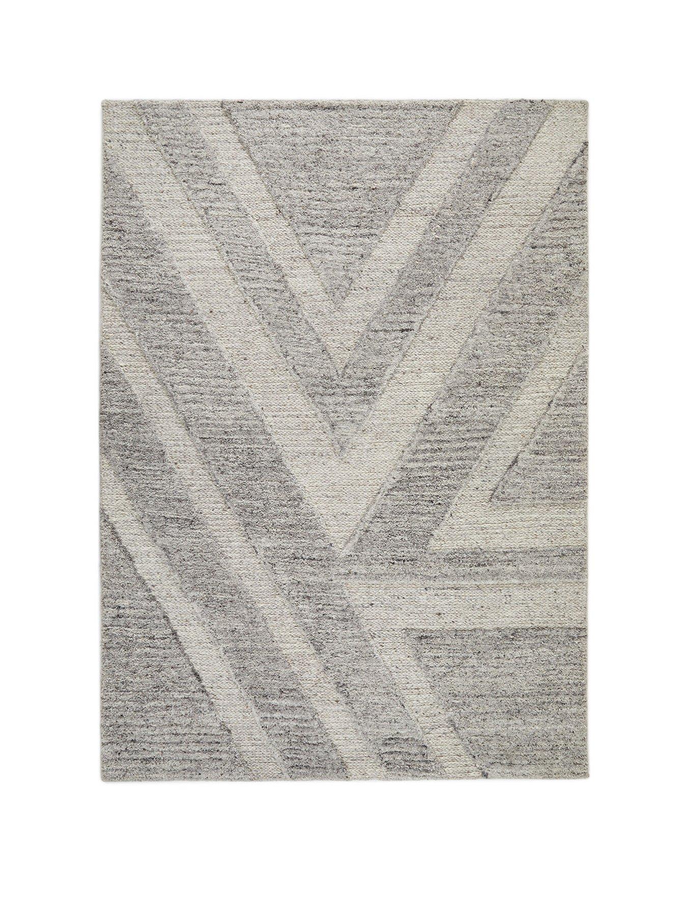 very-home-arrow-wool-rug-greystillFront