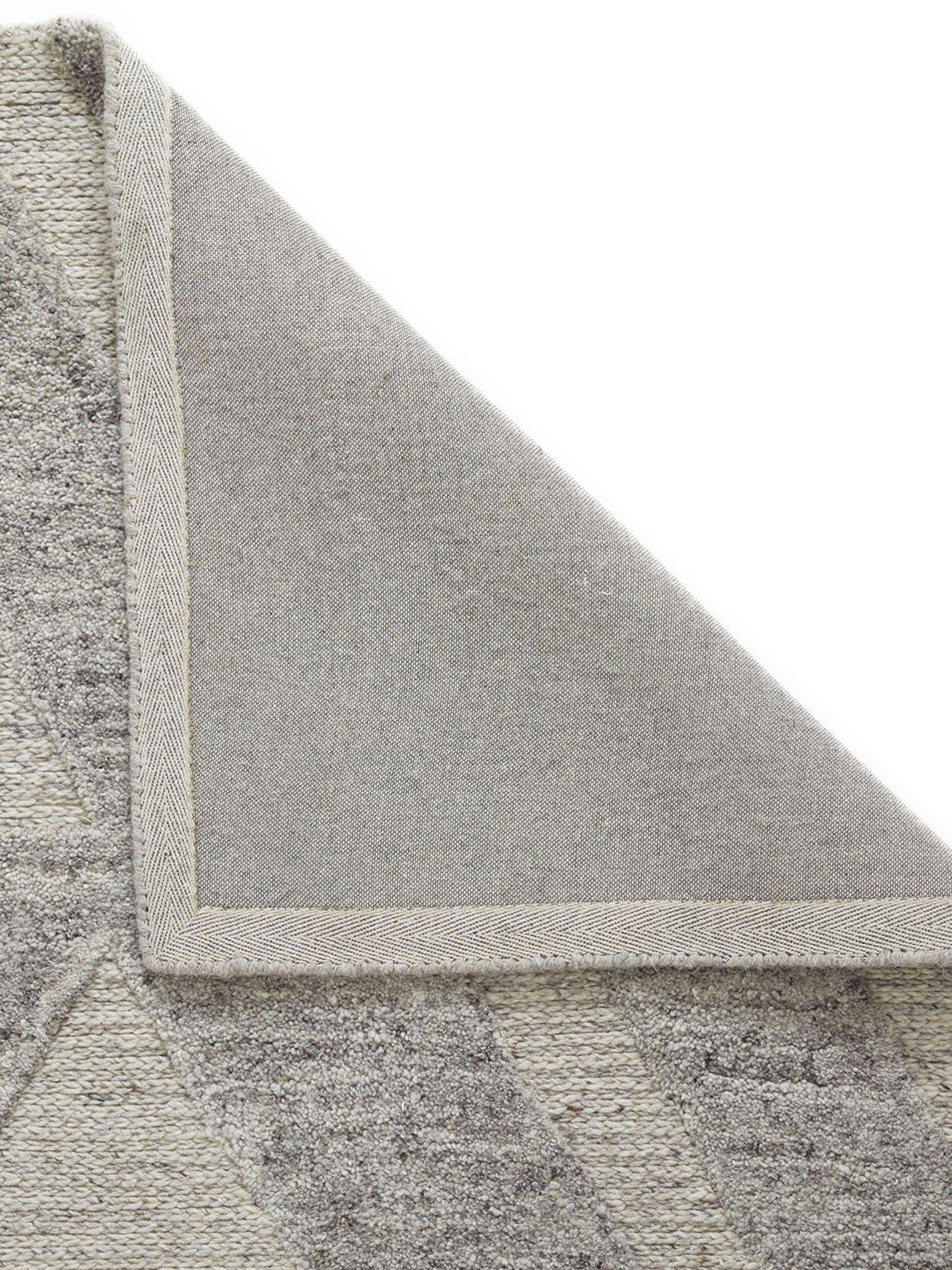 very-home-arrow-wool-rug-greyback