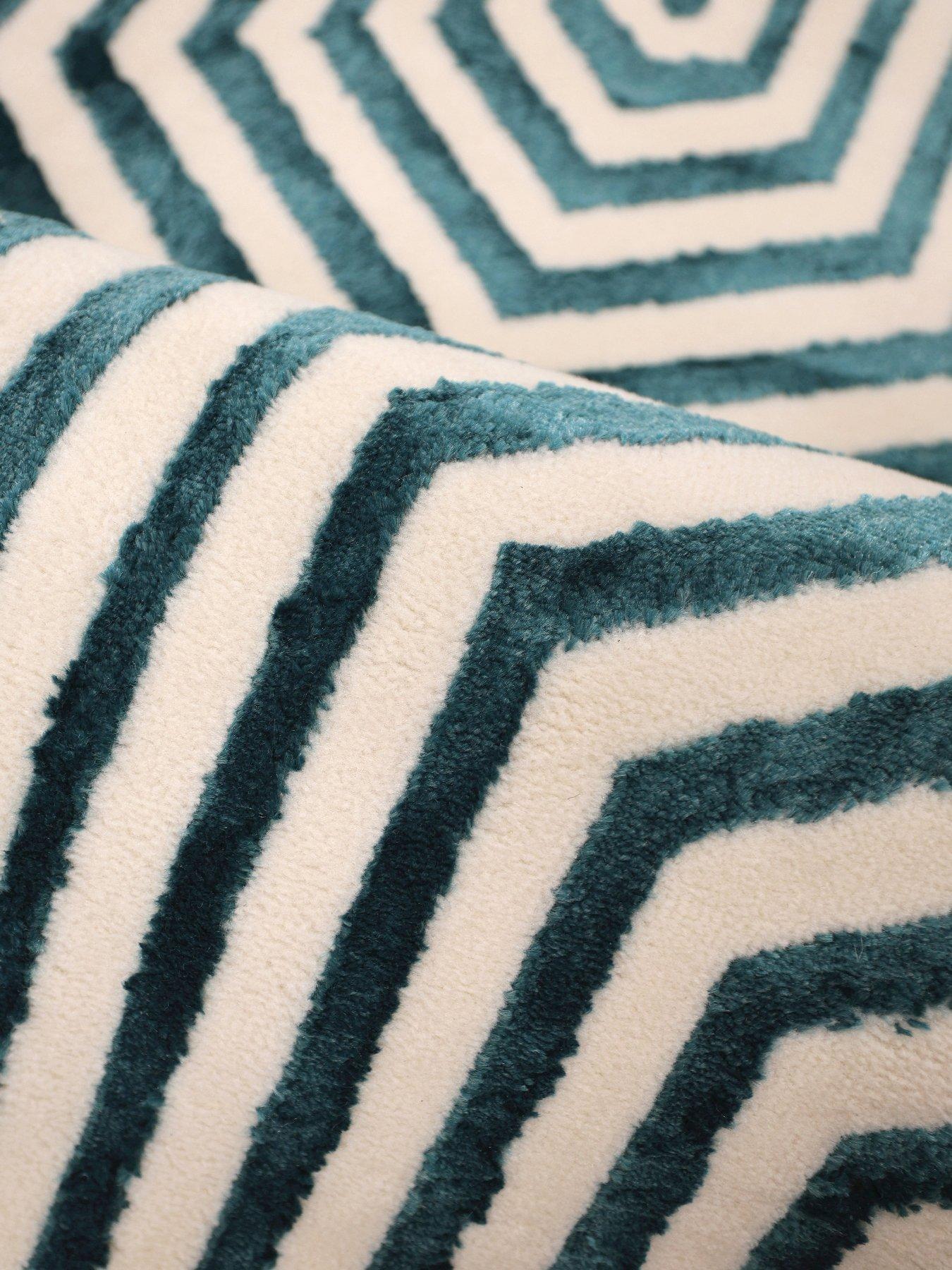 very-home-brio-geo-rug-creamgreenback