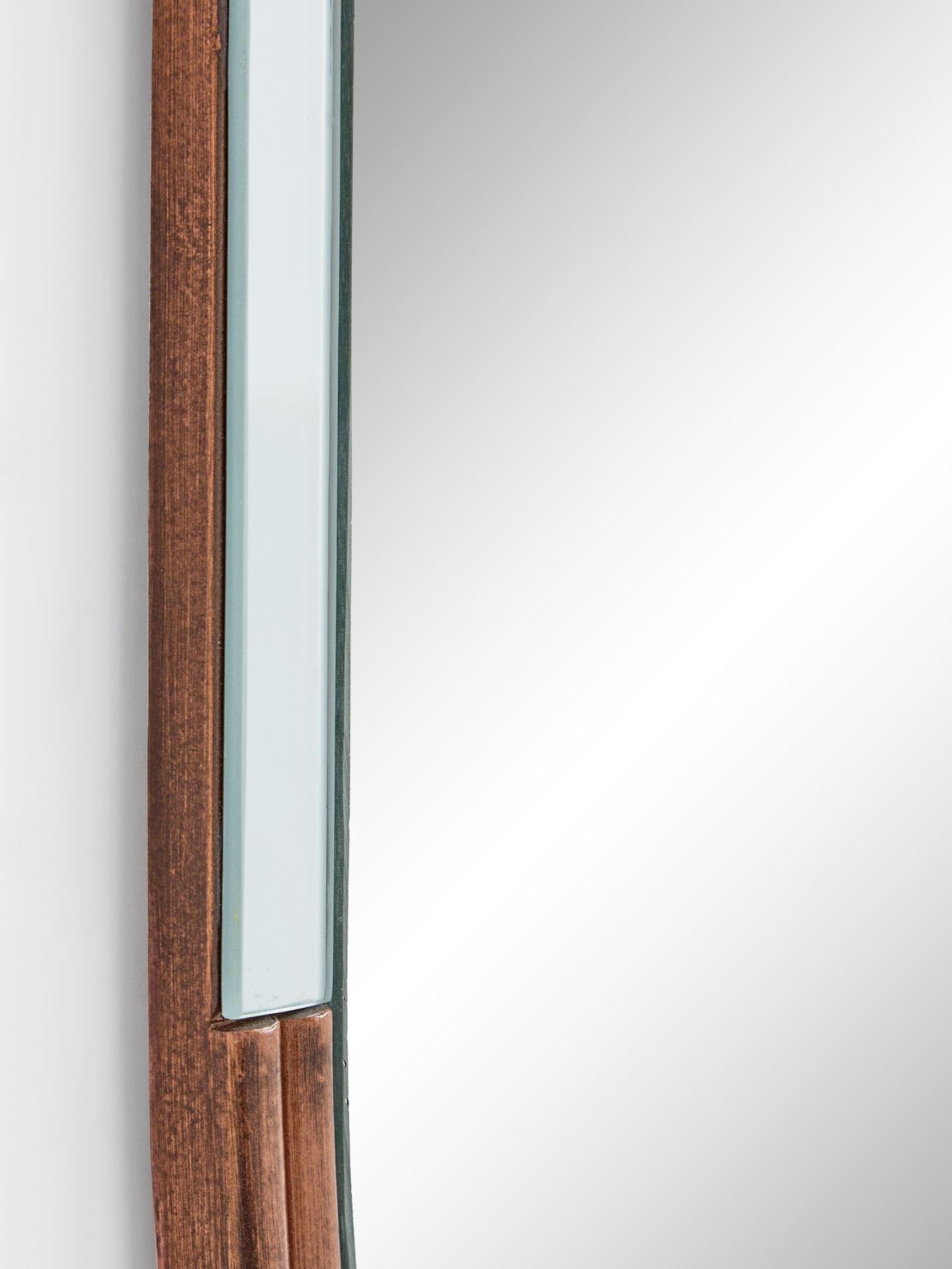 the-very-collection-woodenchrome-oval-mirror-70x50cmoutfit